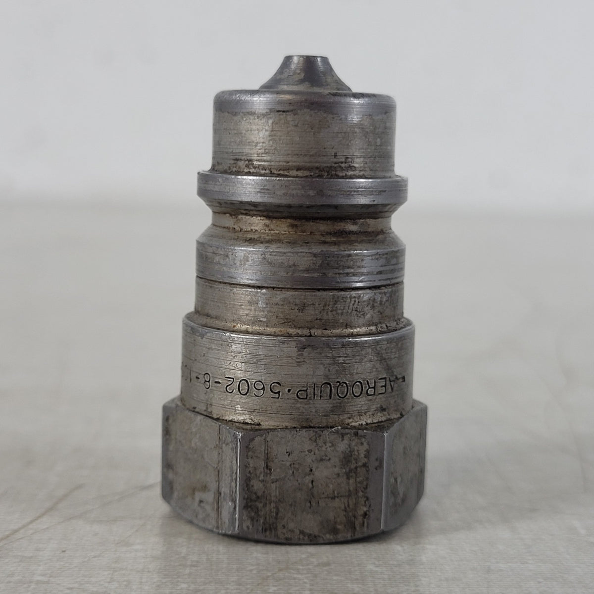 Aeroquip 5602-8-10S 5/8" Hydraulic Quick Disconnect Plug 1/2" FNPT 4000 PSI