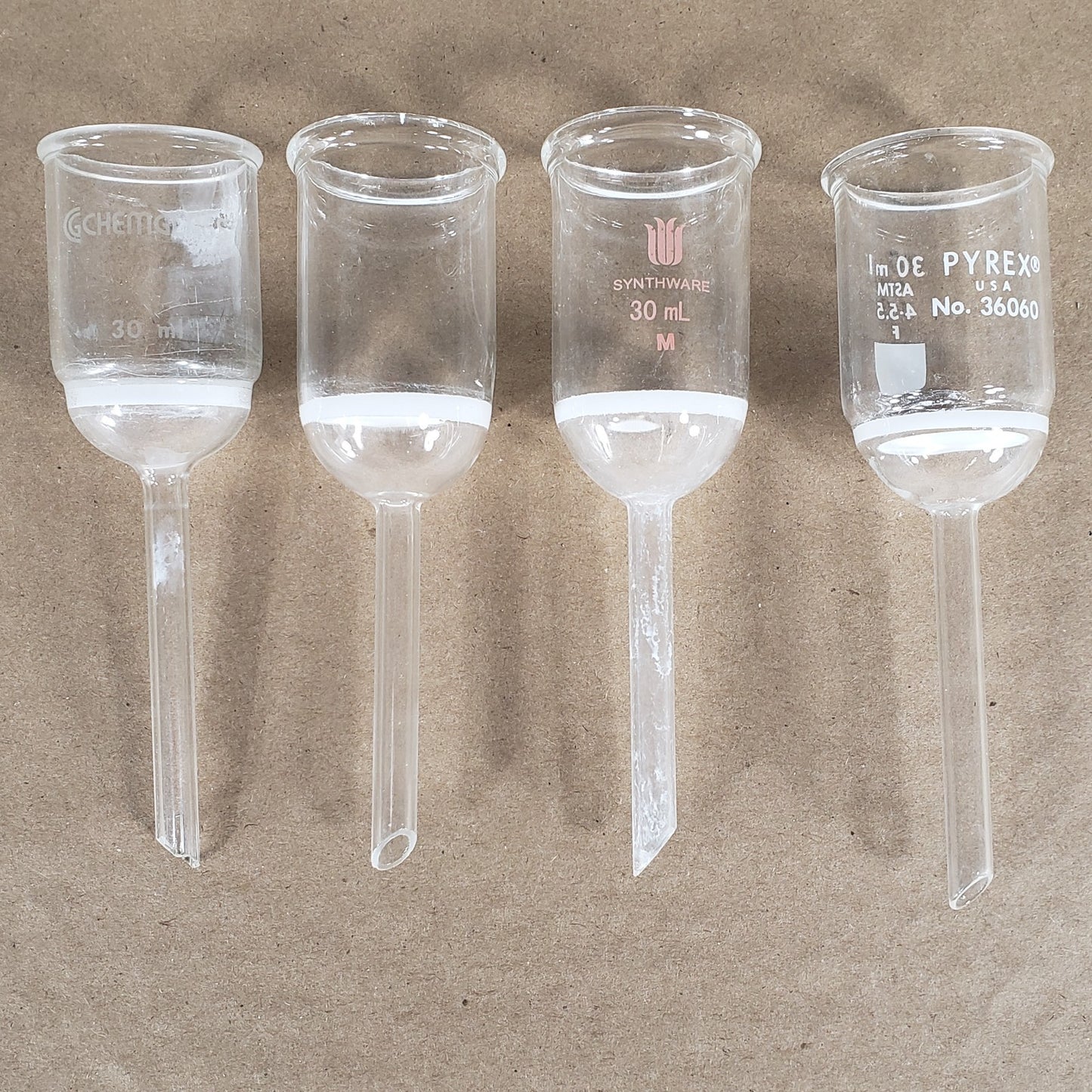 Lot 4 Synthware Pyrex F603030M 30mL Buchner Filter Funnels Medium Frit 30mm Chem