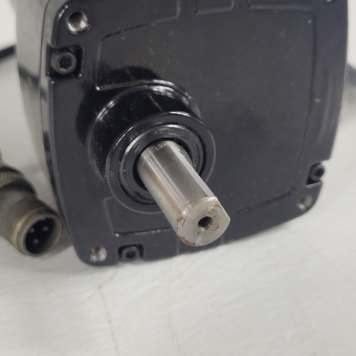 Bodine 24A2BEPM-D4 0197 DC Gearmotor 130V 14 RPM 180:1 40 lb-in 1/29HP New