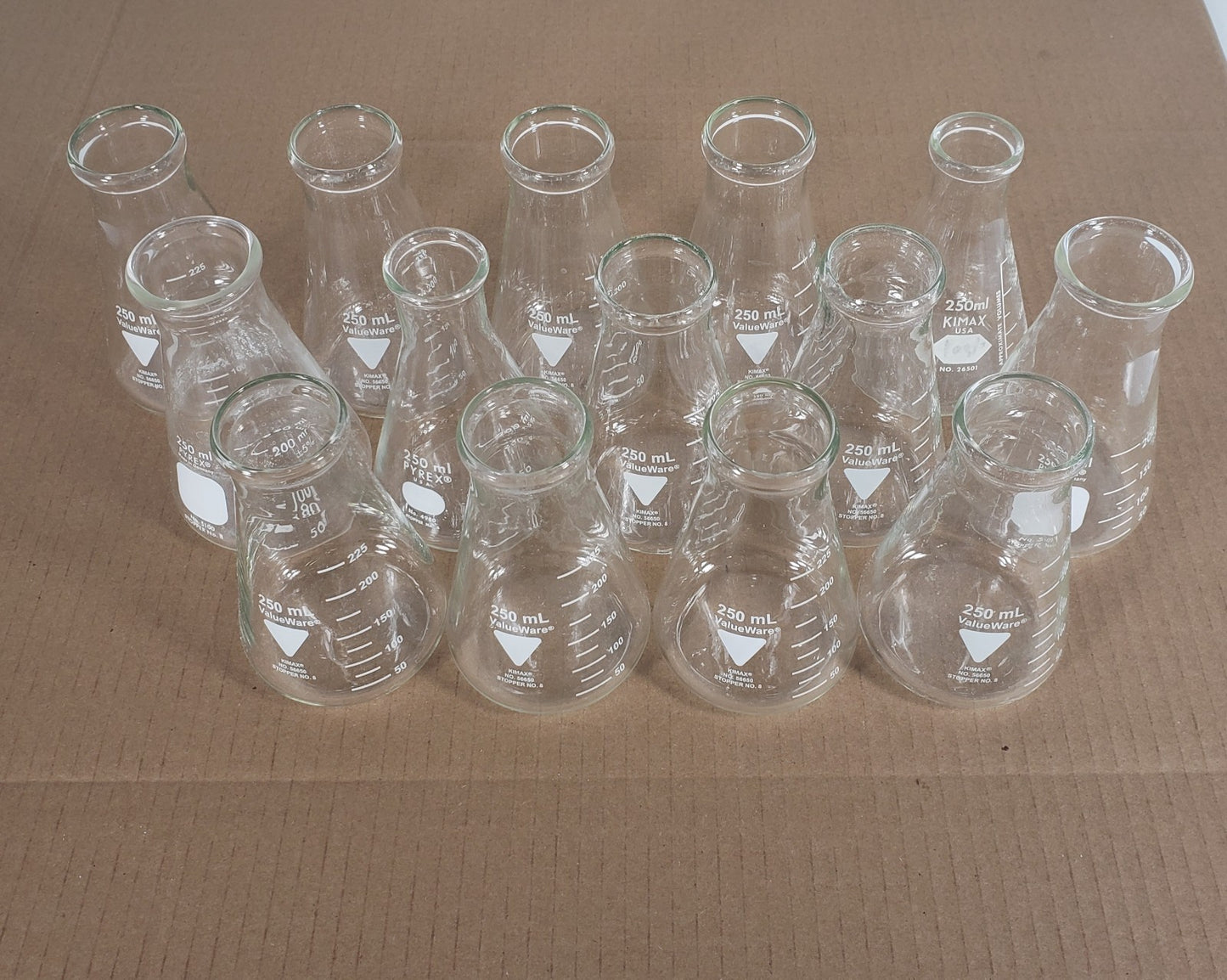 Lot of 14 Valueware/Pyrex 56650/26501/5100/4980 250mL Erlenmeyer Flasks