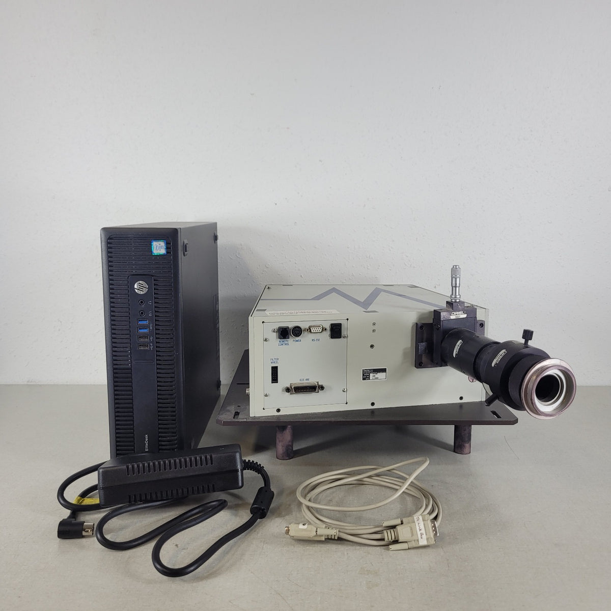 TESTED Thermo Oriel 74100 Cornerstone 260 1/4m Monochromator 77259 XYZ Lens