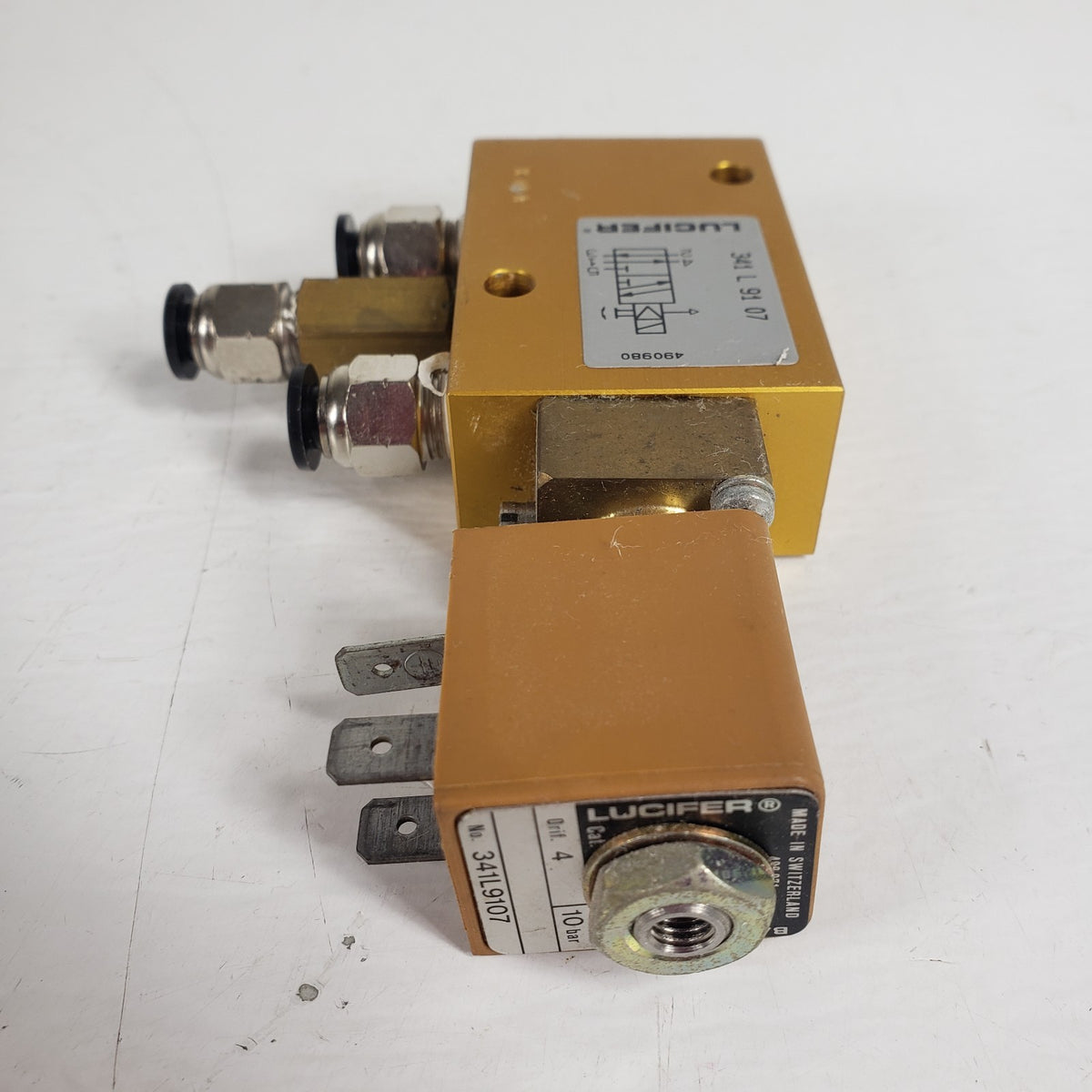 Parker Lucifer 341L9107 5/2-Way 5-Port Pneumatic Solenoid Valve