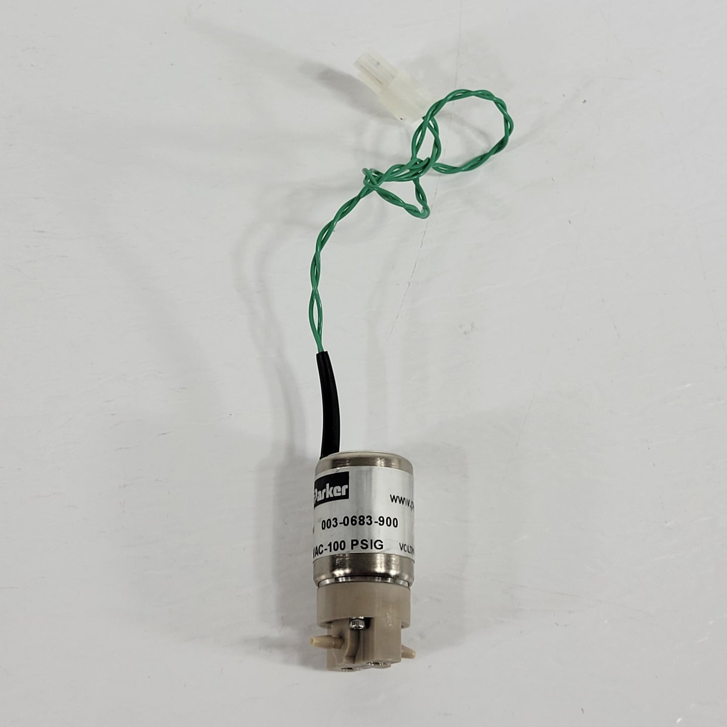 Parker 003-0860-900 Series 3 12VDC 2-Way NC Inert Liquid Solenoid Valve