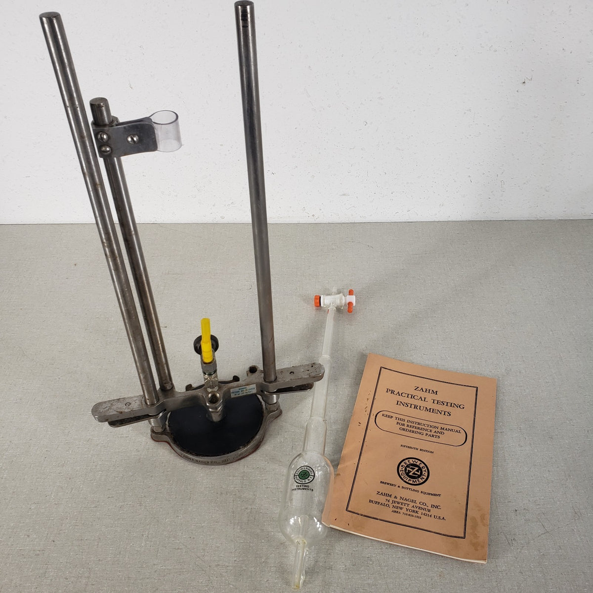 Zahm & Nagel Series 7000 CO2 Headspace Air Piercing Tester Glassware Manual