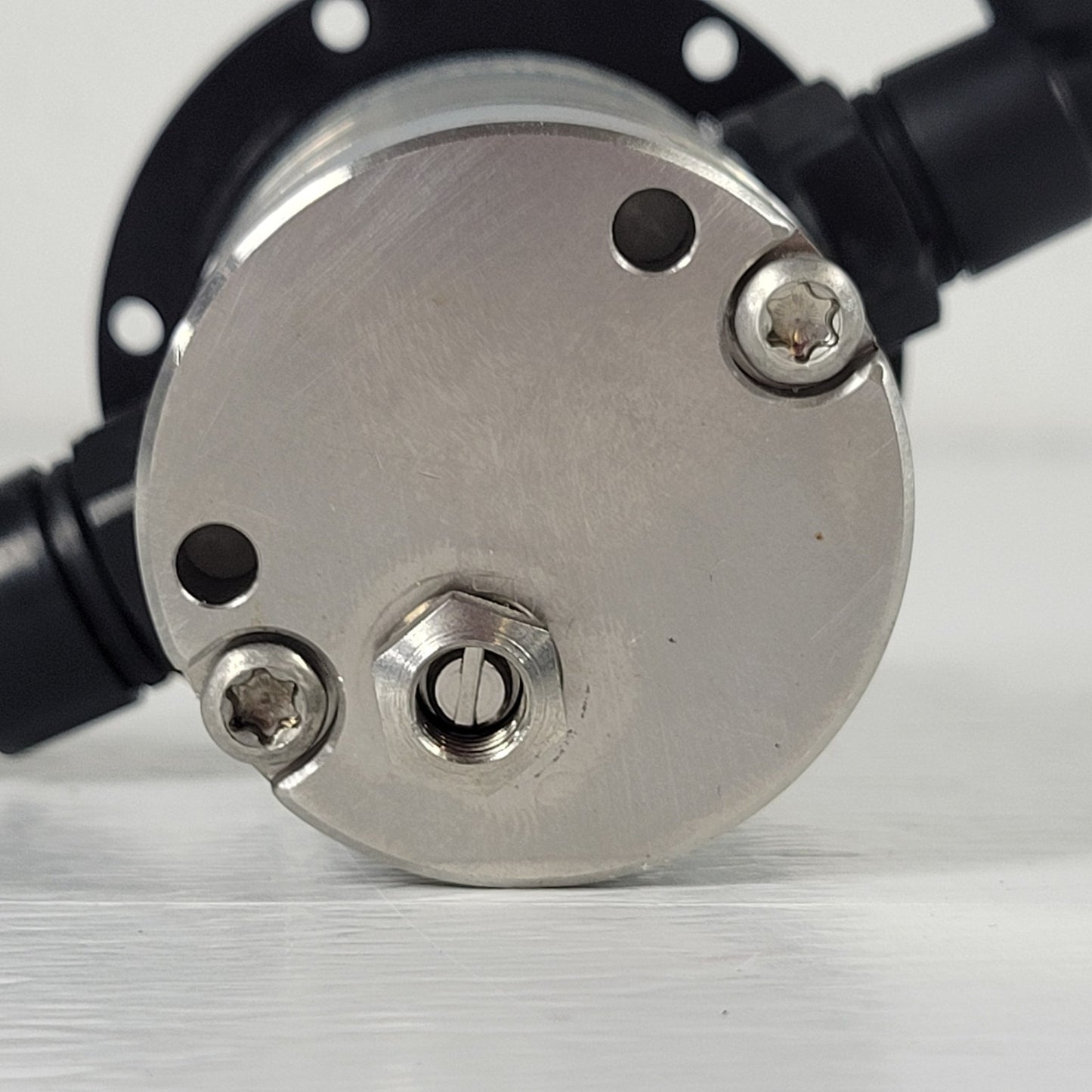 TUTHILL K20210 Precision Gear Pump Head, One In & One Out, Fully Rotational