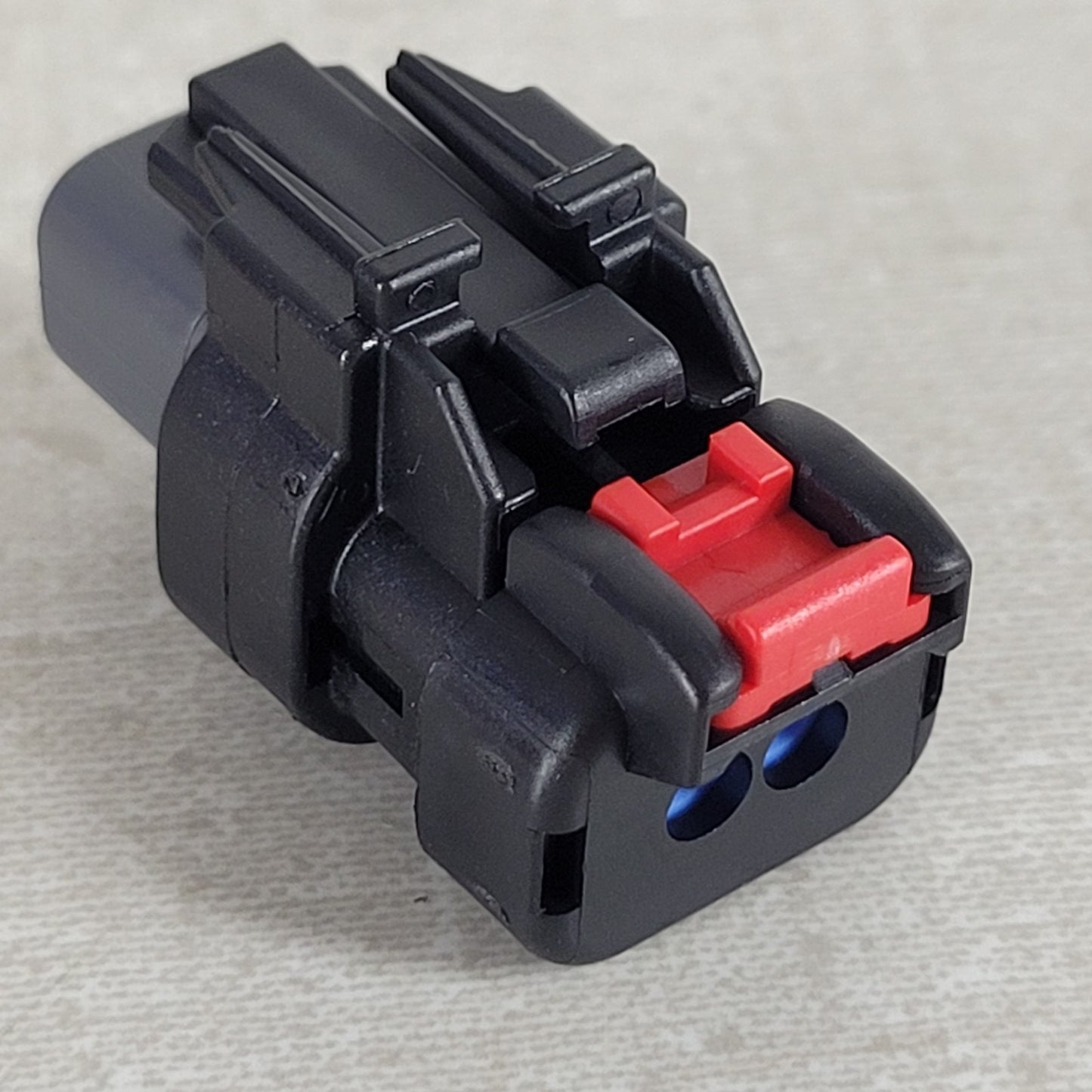 TE AMPSEAL 776427-2 16 2-Pin Plug Housing Female Sockets Key B Gray Sealed