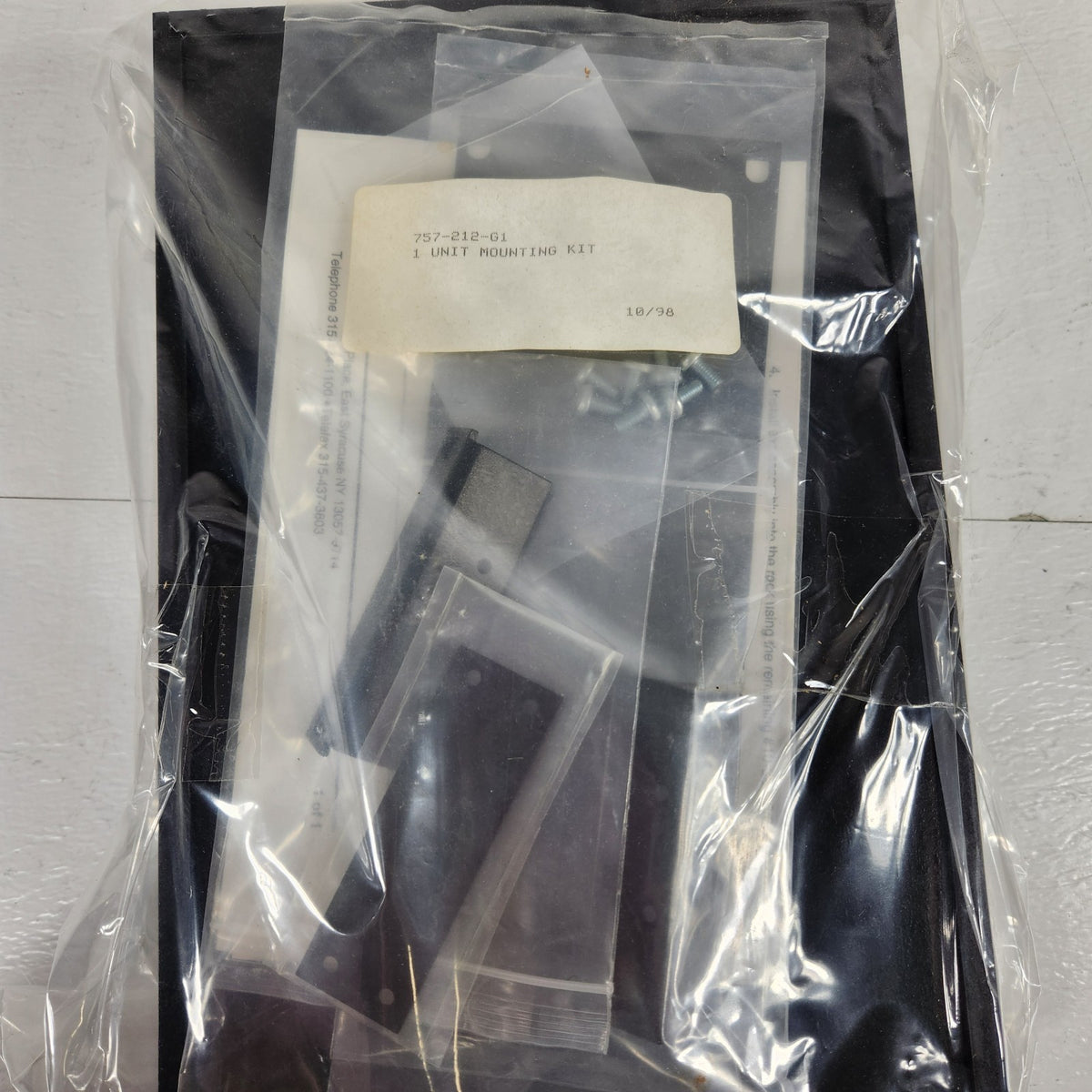 NOS Leybold Inficon XTM/2 758-500-G2 Thin Film Deposition Monitor Rack Kit