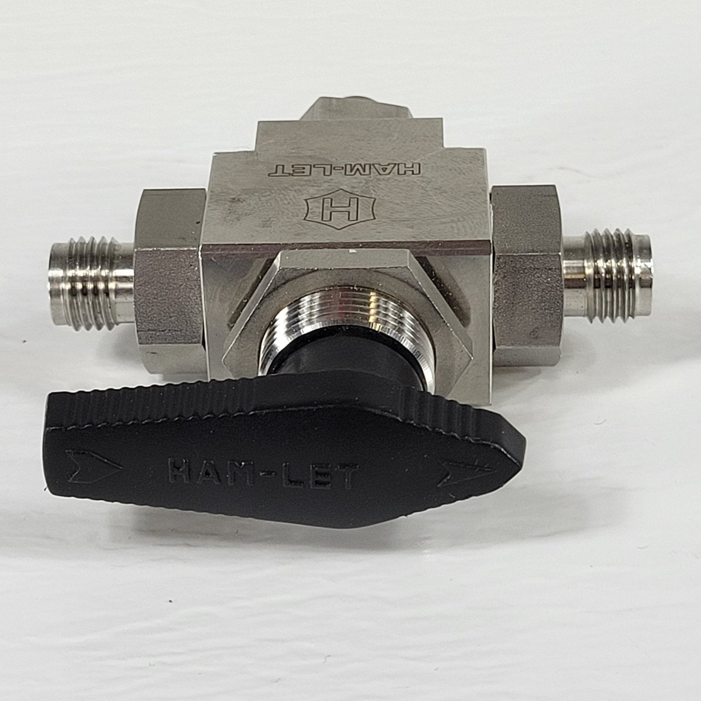 Ham-Let H6800SSL T-Flow 3-Way 1/4" Compression Fittings Ball Valve 316 Steel
