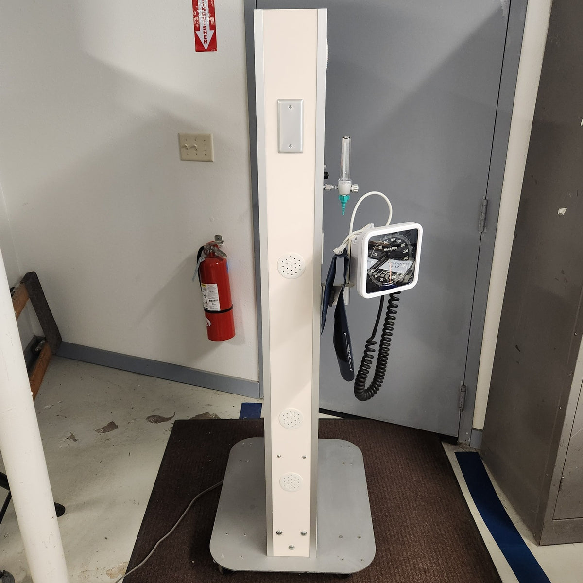 HSI Cogent Training Headwall Medical Simulation Station Air Vacuum Outlets