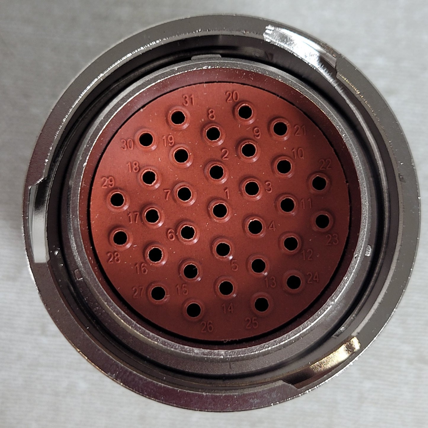 Amphenol AHDM06-24-31PT-059 31 Pin Circular Plug Conn w Backshell IP67 IP69K
