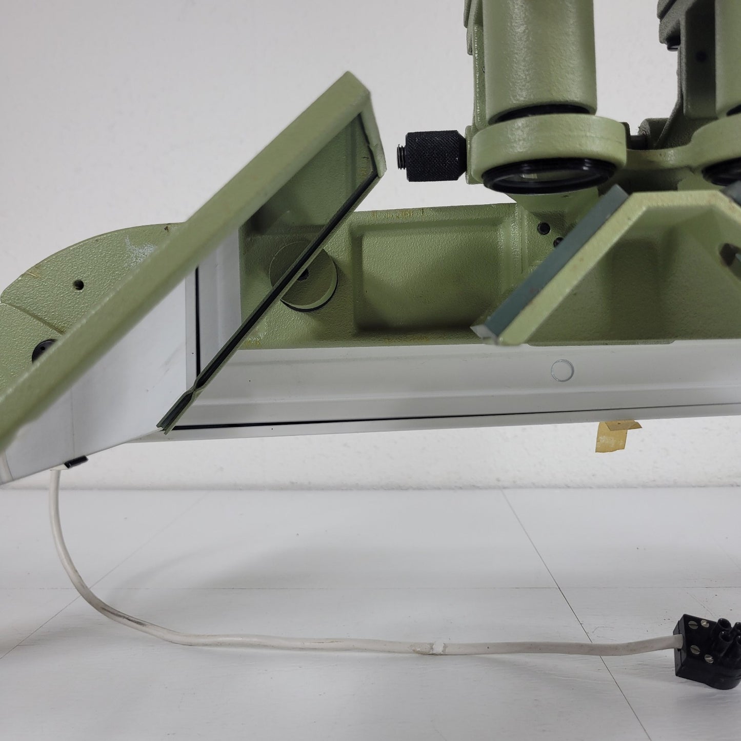 Cartographic Engineering 4X Scanning Mirror Stereoscope Aerial Viewer w/ Case