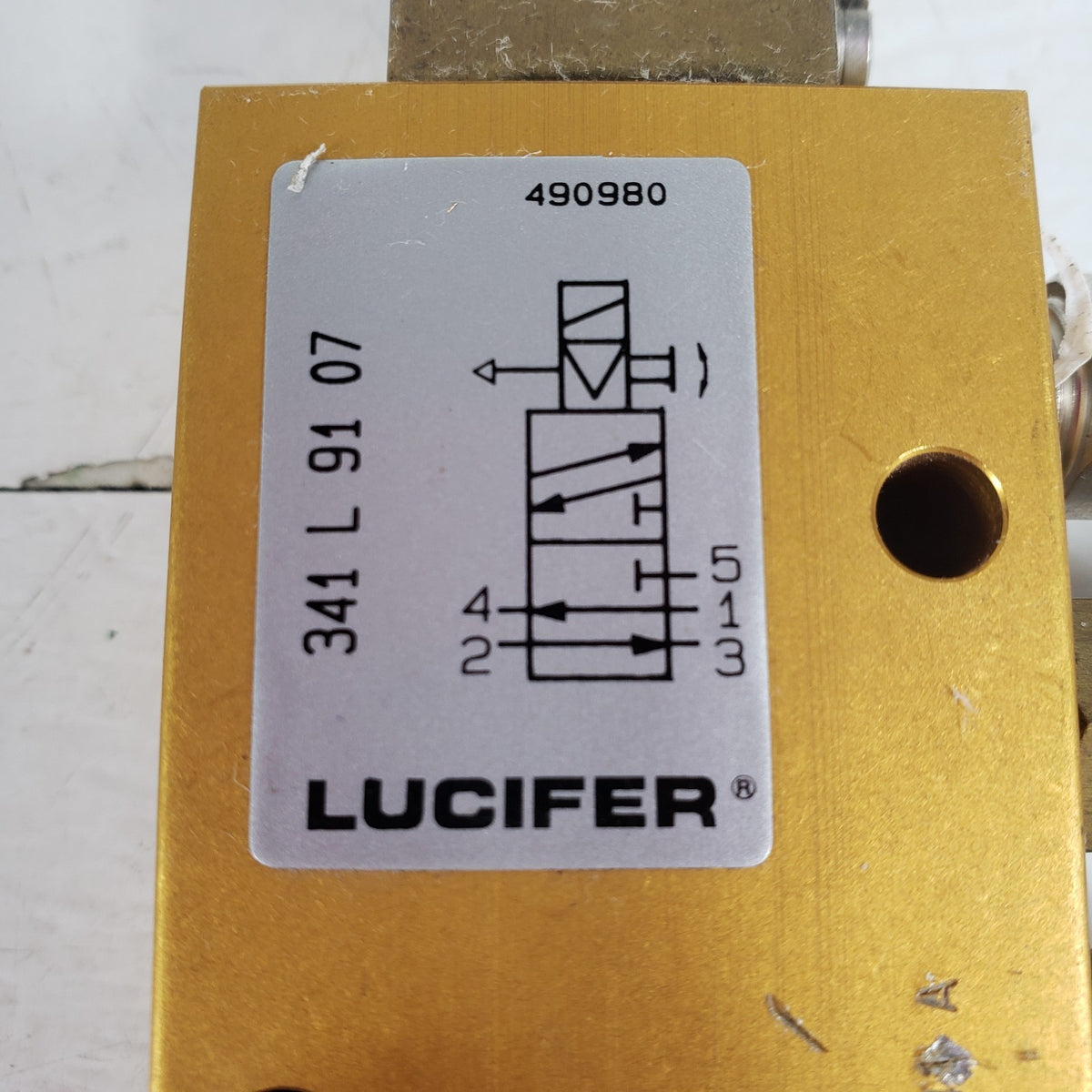 Parker Lucifer 341L9107 5/2-Way 5-Port Pneumatic Solenoid Valve