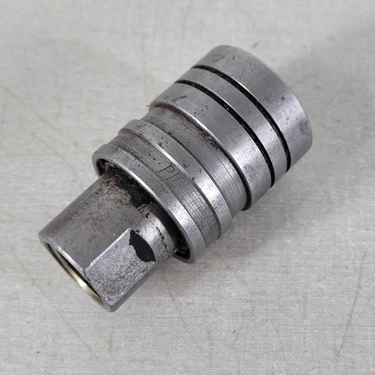 Parker Pioneer 4250-4 1/2" NPTF Female Hydraulic Quick Coupler ISO 5675