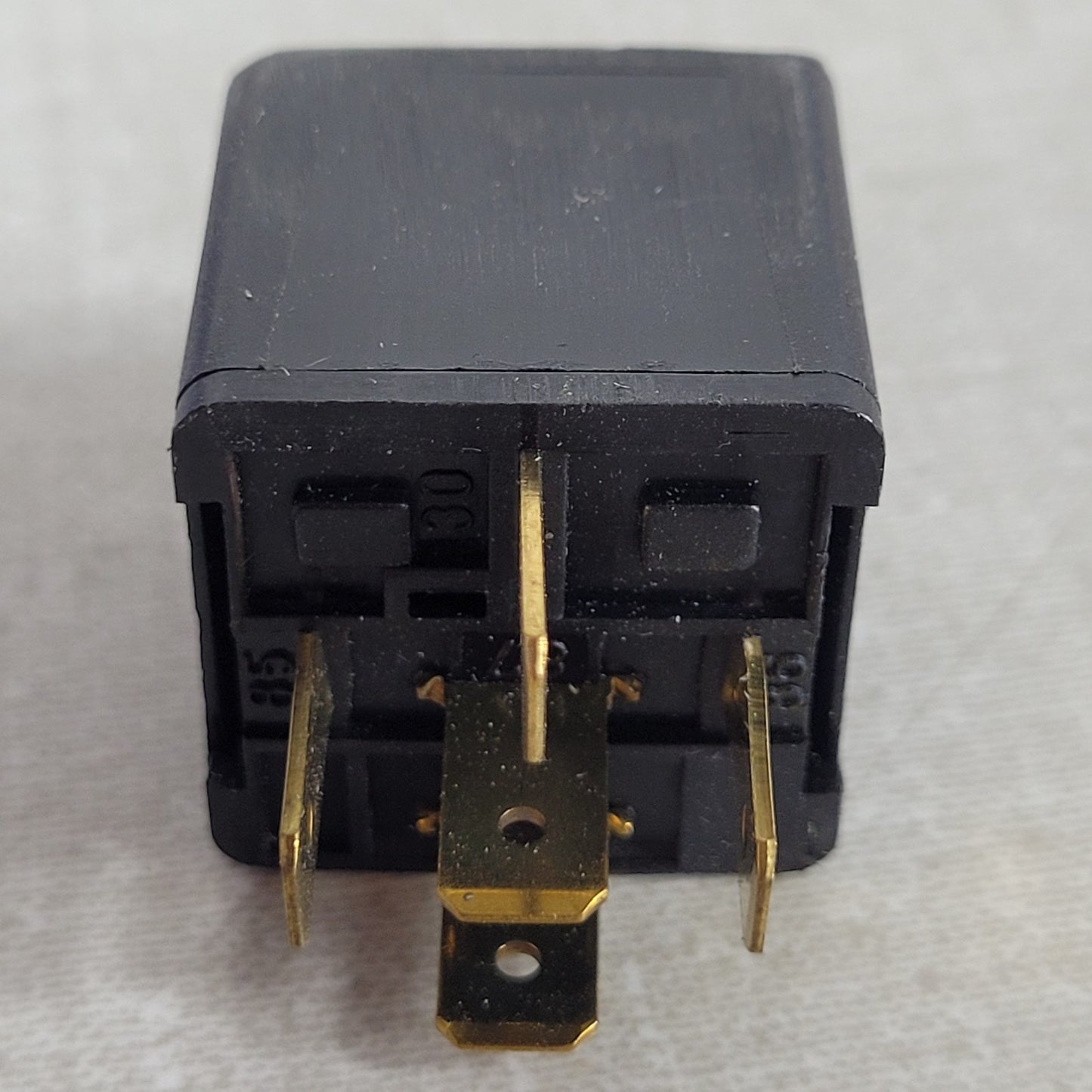 Lot of 4 Hella 87452 12V Automotive Plug-In Relays 20/40A w/ Diode