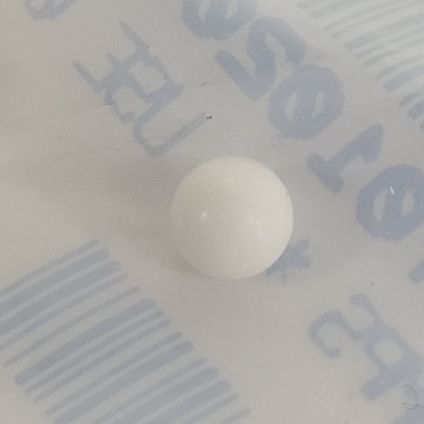 Waters WAT010209 PTFE Ball Seal Plug for 501 510 590 6000A HPLC Pumps