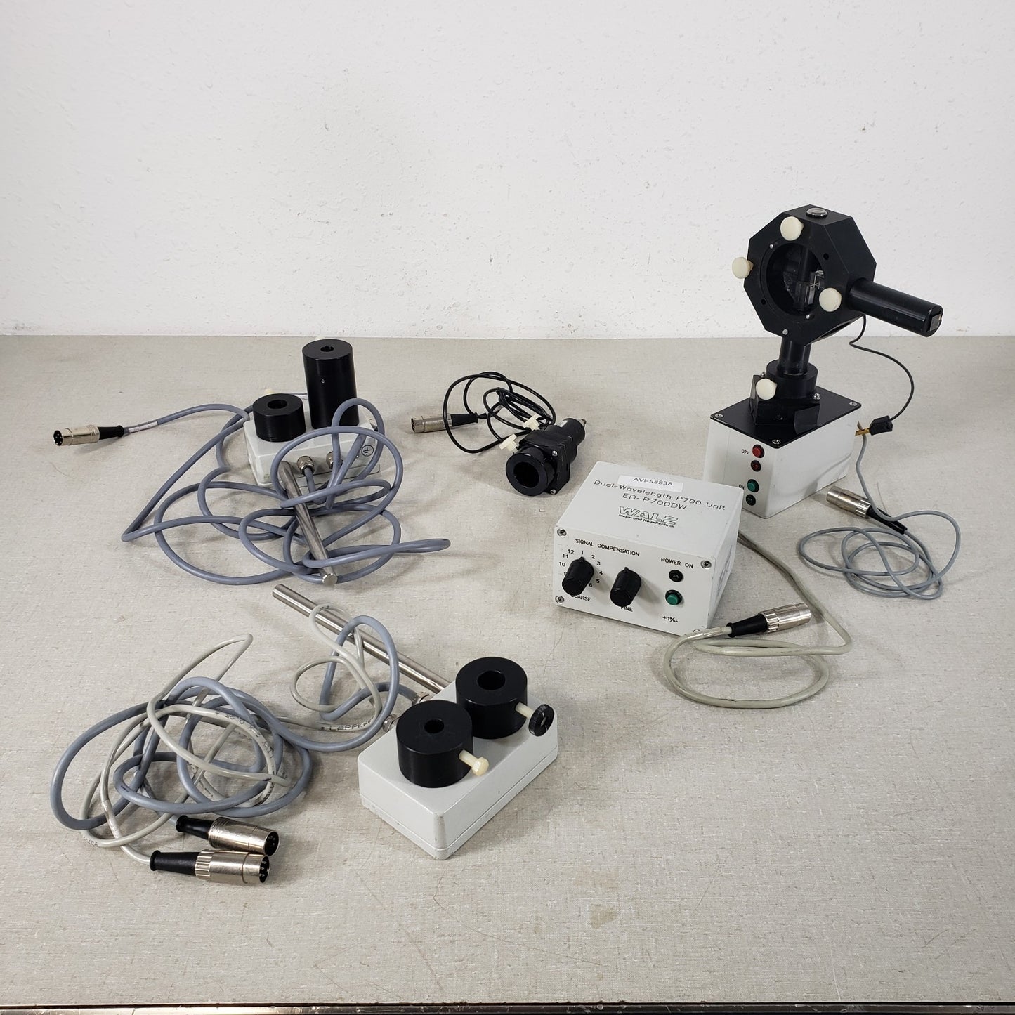 Assortment of Walz Optical Equipment for Optical Science Experiments