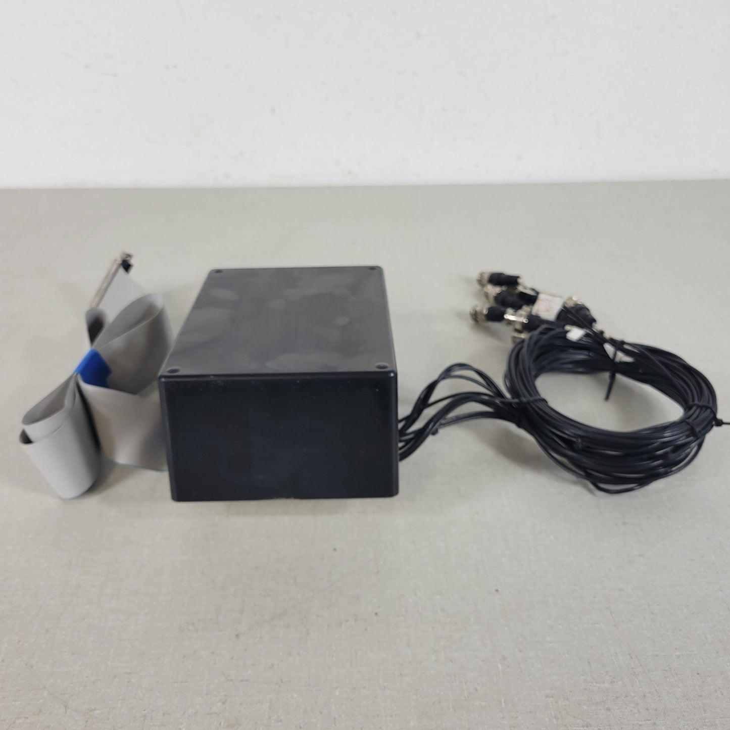 National Instrument CB-68LP Board Interface Box w/182482A-01 Ribbon & BNC Cables