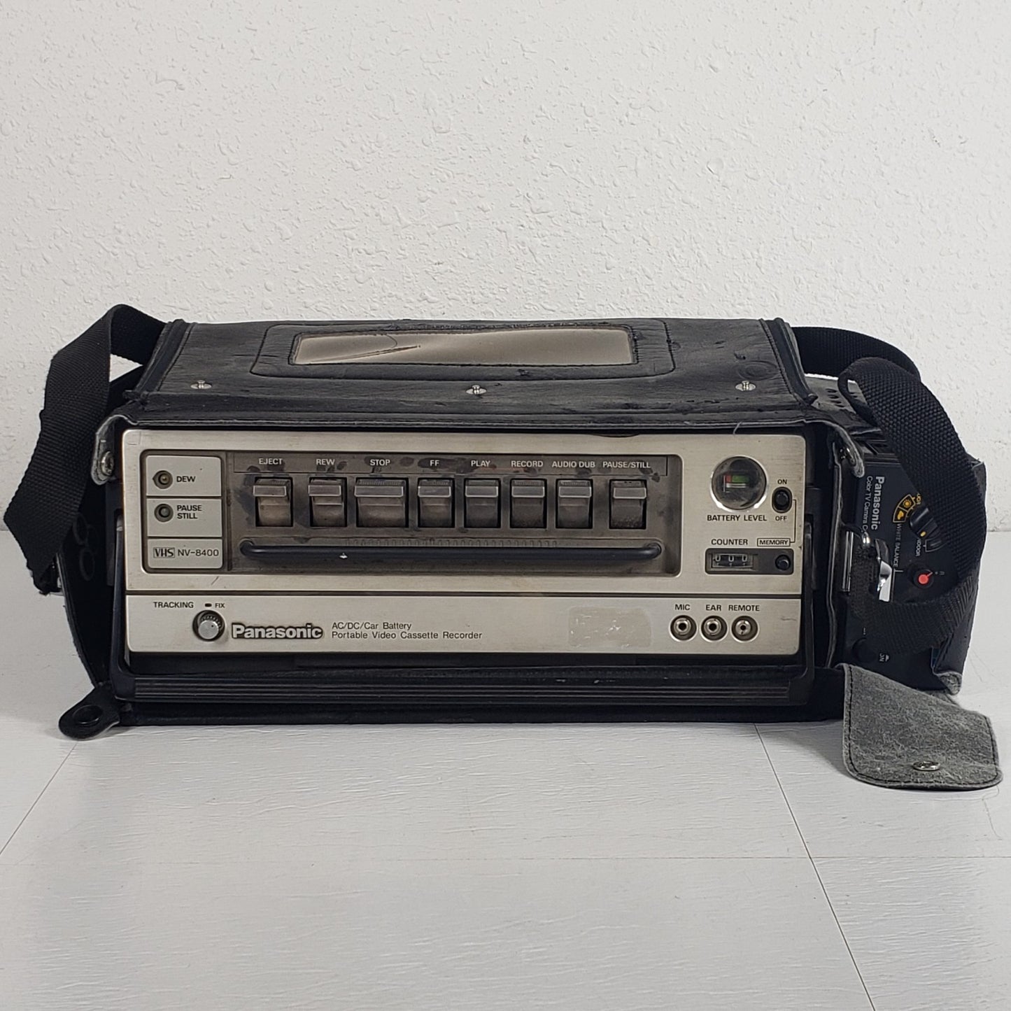 Panasonic Omnivision II NV-8400 Portable VHS VCR TV Camera Control Unit Vintage