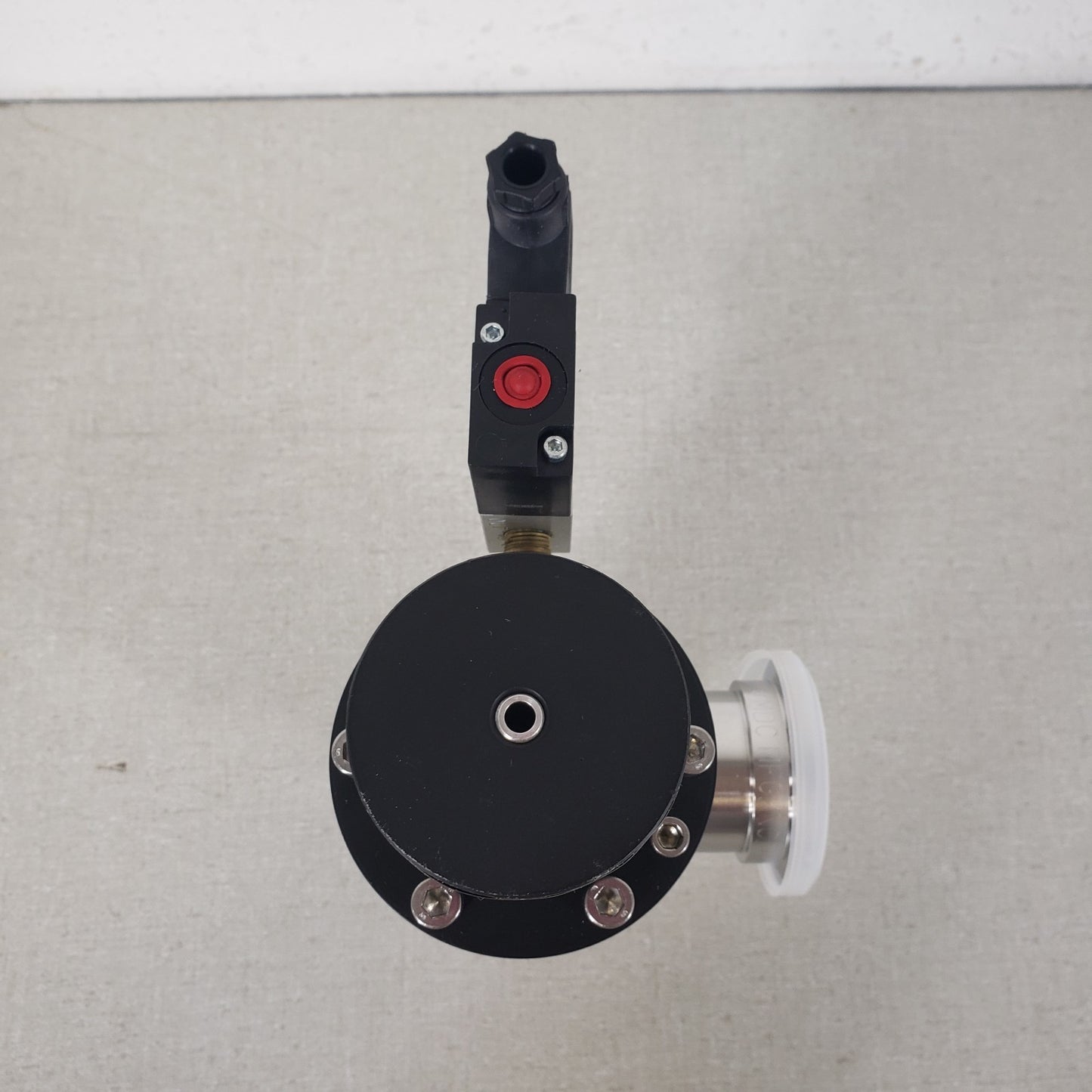 MDC KAV-150-P 311074 Pneumatic High Vacuum Angle Valve KF40 NW40 ISO-K