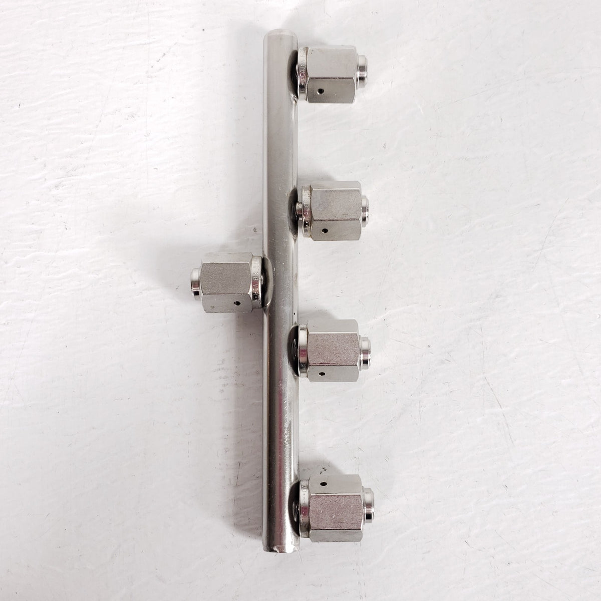 5-Port Stainless Gas Distribution Manifold 1/4" Female VCR Cajon 1/2" Tube