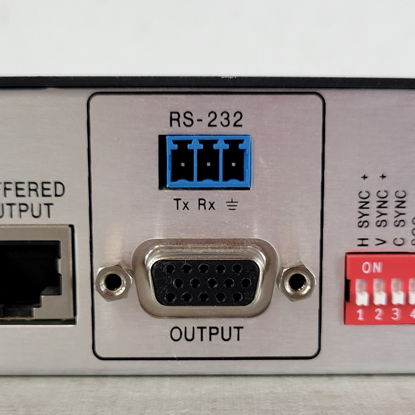 Extron MTP RL 15HD RS VGA RS-232 Receiver Buffered Out No PSU
