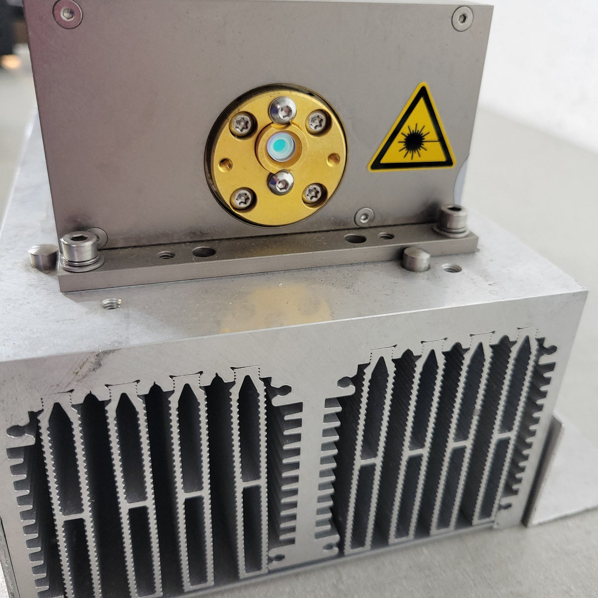 TESTED Spectra-Physics Explorer ICT-349-120-1KE 349nm UV Laser System 120uJ