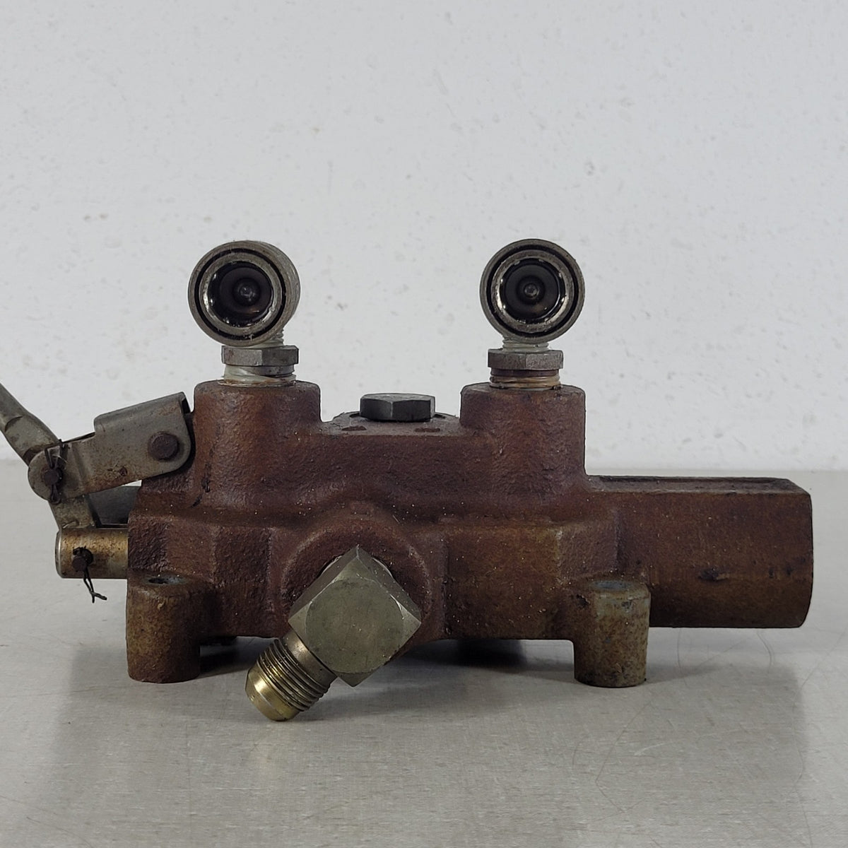 Prince RD5200 2-Spool Hydraulic Directional Control Valve Lever 30 GPM Untested