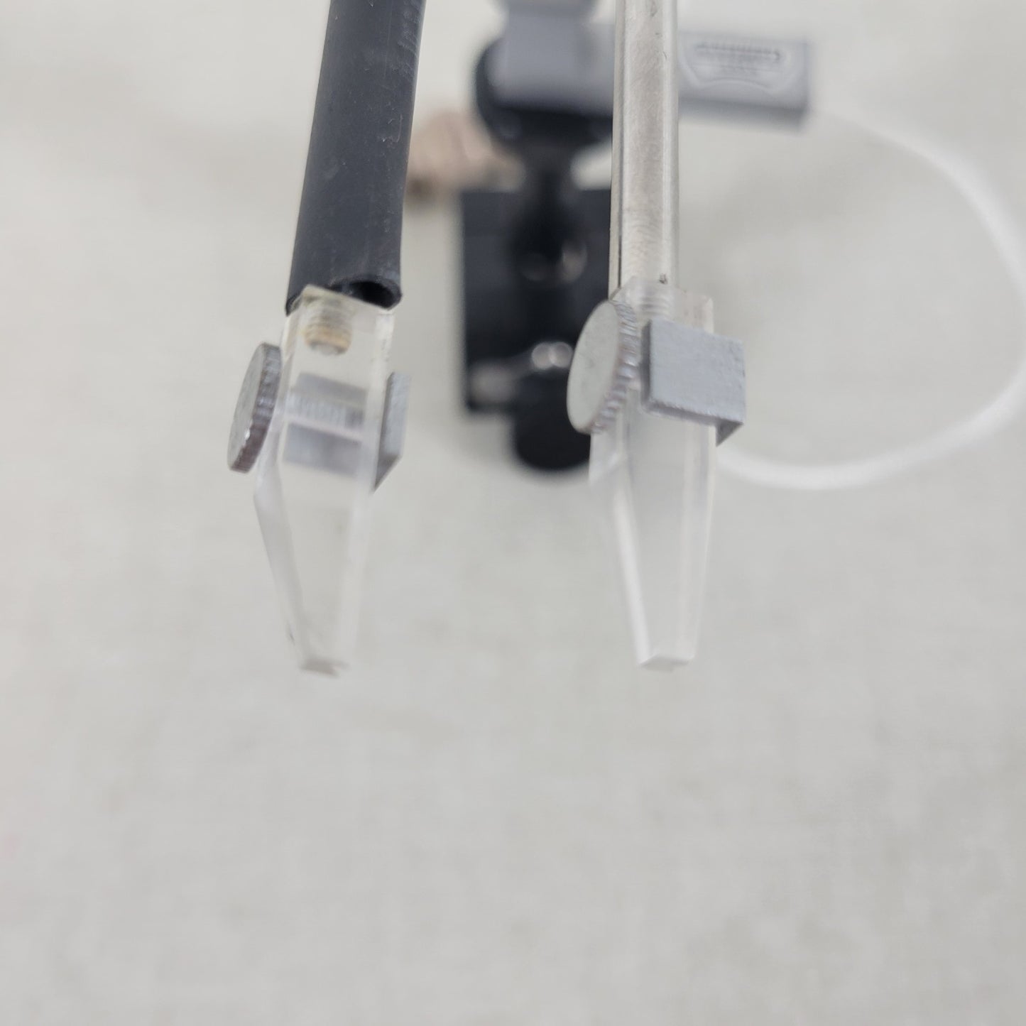 Narishige Stereotaxic 3-Axis Micromanipulator Rail w/ Ball Joint and Electrodes
