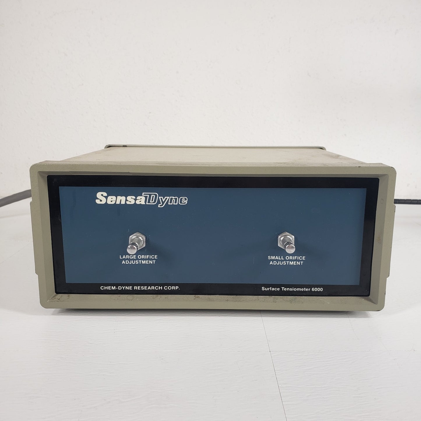 SensaDyne QC6000 Dynamic Surface Tensiometer w/ Probe Stand & Manuals