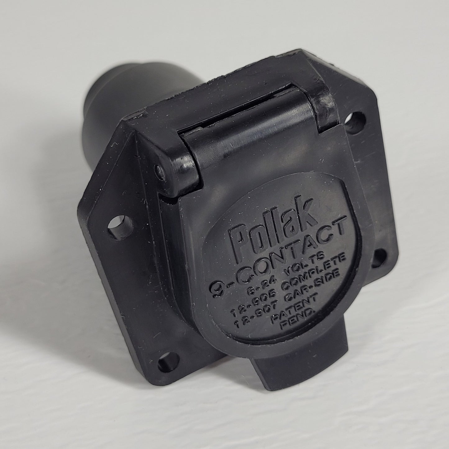 Pollak 12-907 9-Way RV Trailer Connector Socket 6-24V Black Nylon Vehicle End