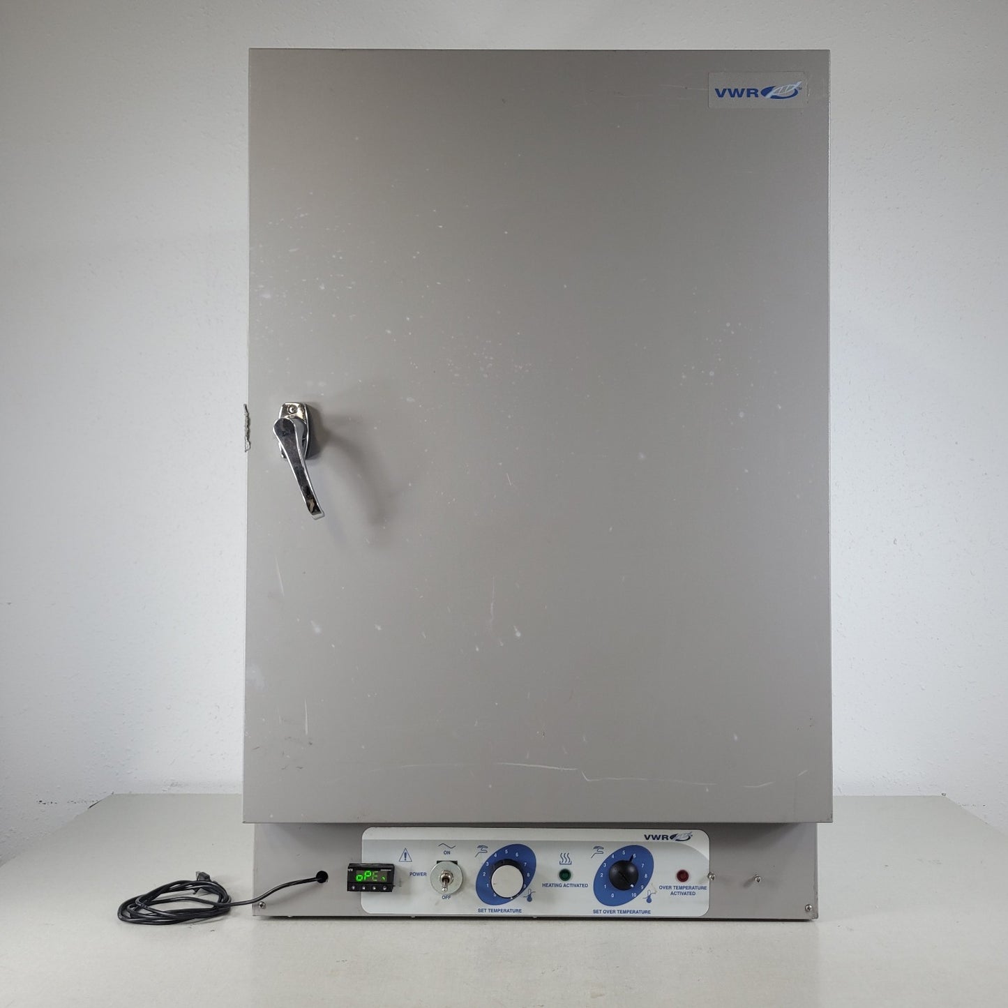 TESTED to 200C VWR 1326 Oven Gravity Convection Oven w/ Omega DP8PT Meter