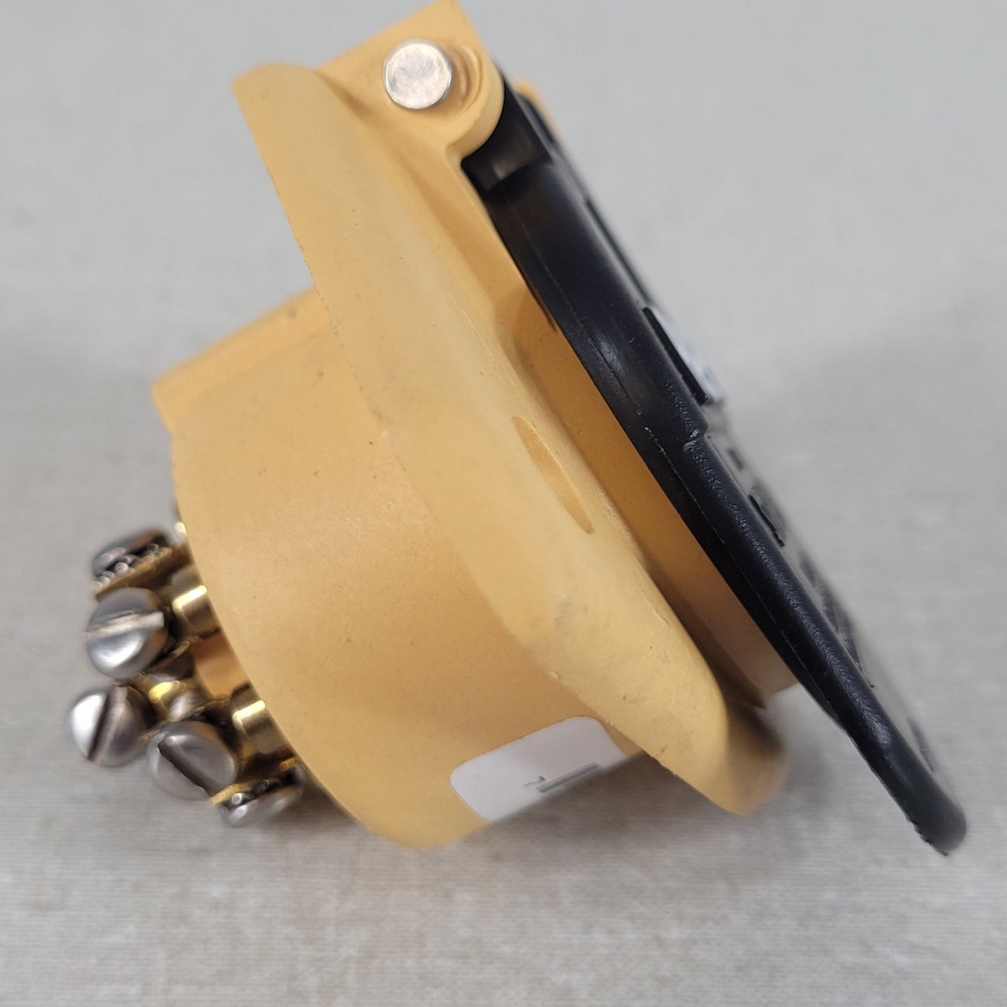 Phillips Industries ISO 3731 STA-DRY ABS 7-Pin Trailer Socket Circuit Breaker