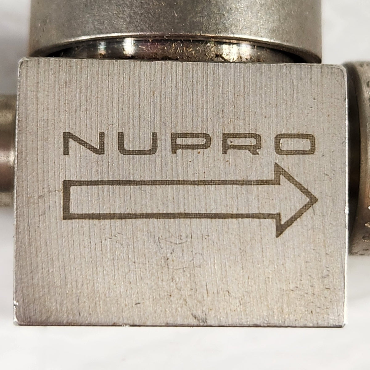 Nupro Swagelok SS-4BK-1C-9AGAA 1/4" Pneumatic Bellows Sealed Valve