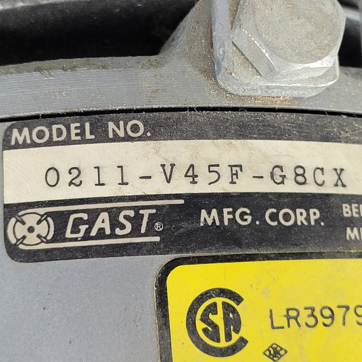 TESTED GAST 0211-V45F-G8CX Lab Air Compressor Vacuum Combo 25 PSI -28 inHg