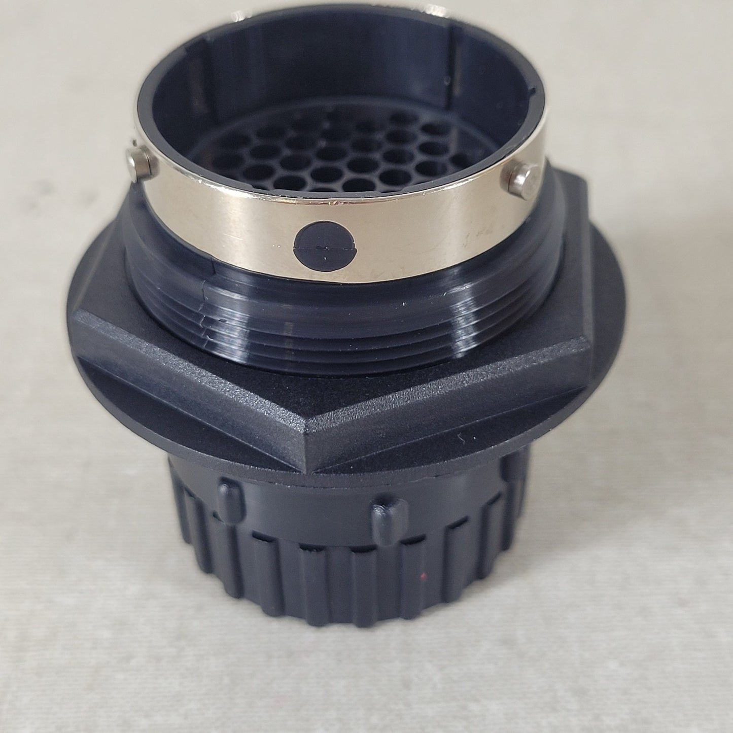 ITT Cannon 192900-0437 Circular Connector 48-Position Panel Mount TN7S24-0048P1L