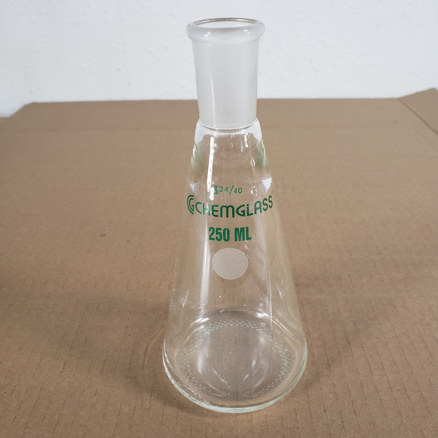 Lot of 7 Chemglass/Pyrex CG-1542-03/06/07 5000-250/125 CN-24/40 Erlenmeyer Flask