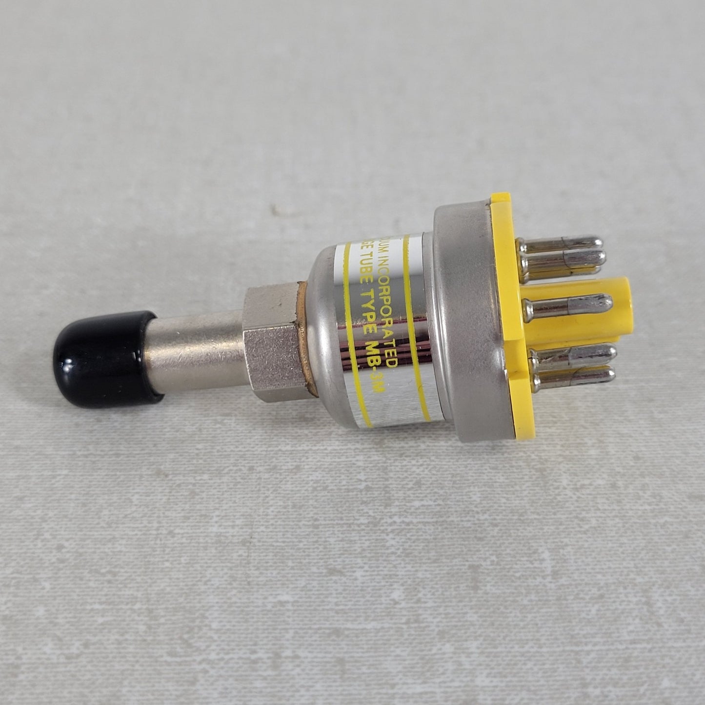 Stokes MB-3M Thermocouple Vacuum Guage Tube 1/8" Threaded NPT w/ 8 Pin Connector
