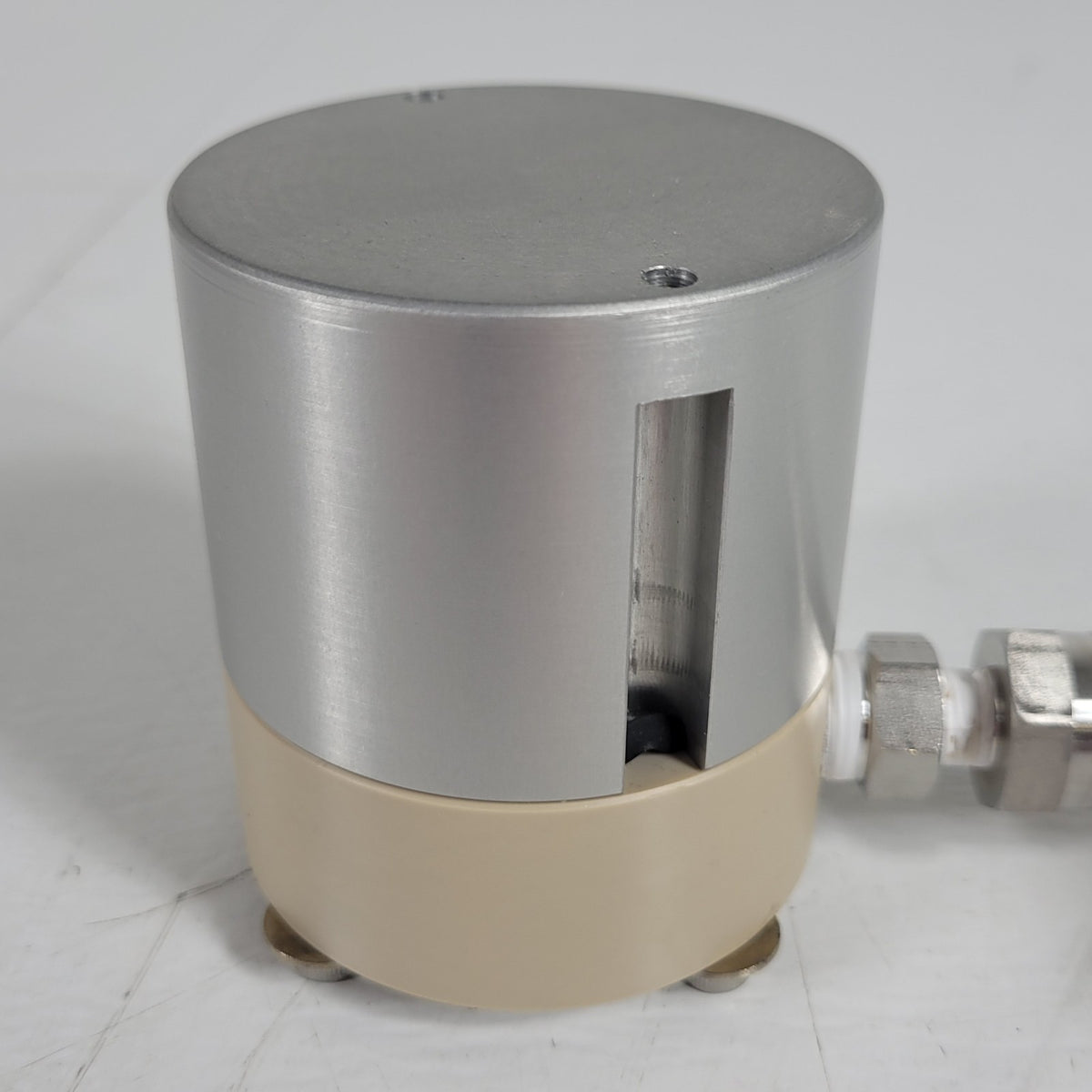 Motorized PEEK Stainless Fluid Control Valve w/ Honeywell 300 PSI Sensor