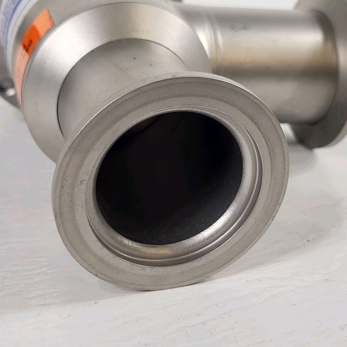 Nor-Cal ESVP-1502-NW KF40 NW40 1.5" Pneumatic Vacuum Isolation Angle Valve