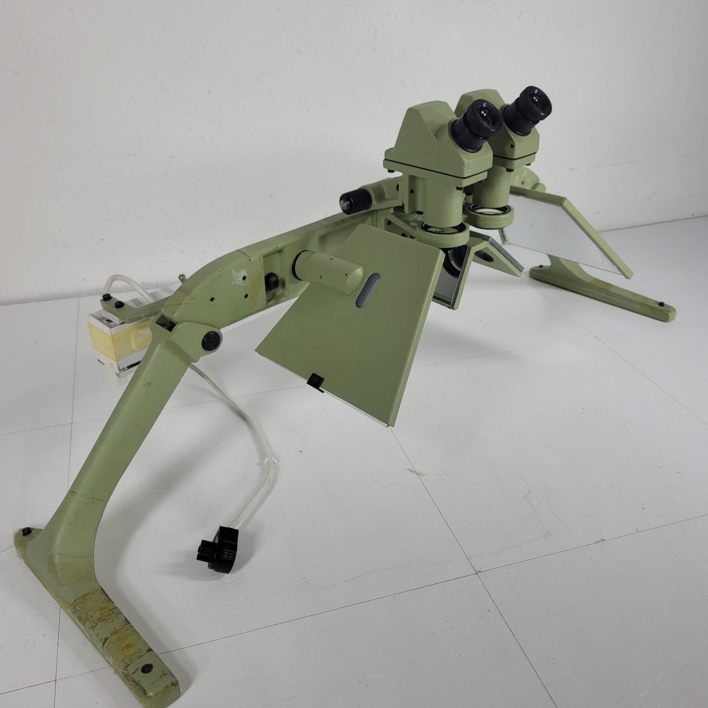 Cartographic Engineering 4X Scanning Mirror Stereoscope Aerial Viewer w/ Case