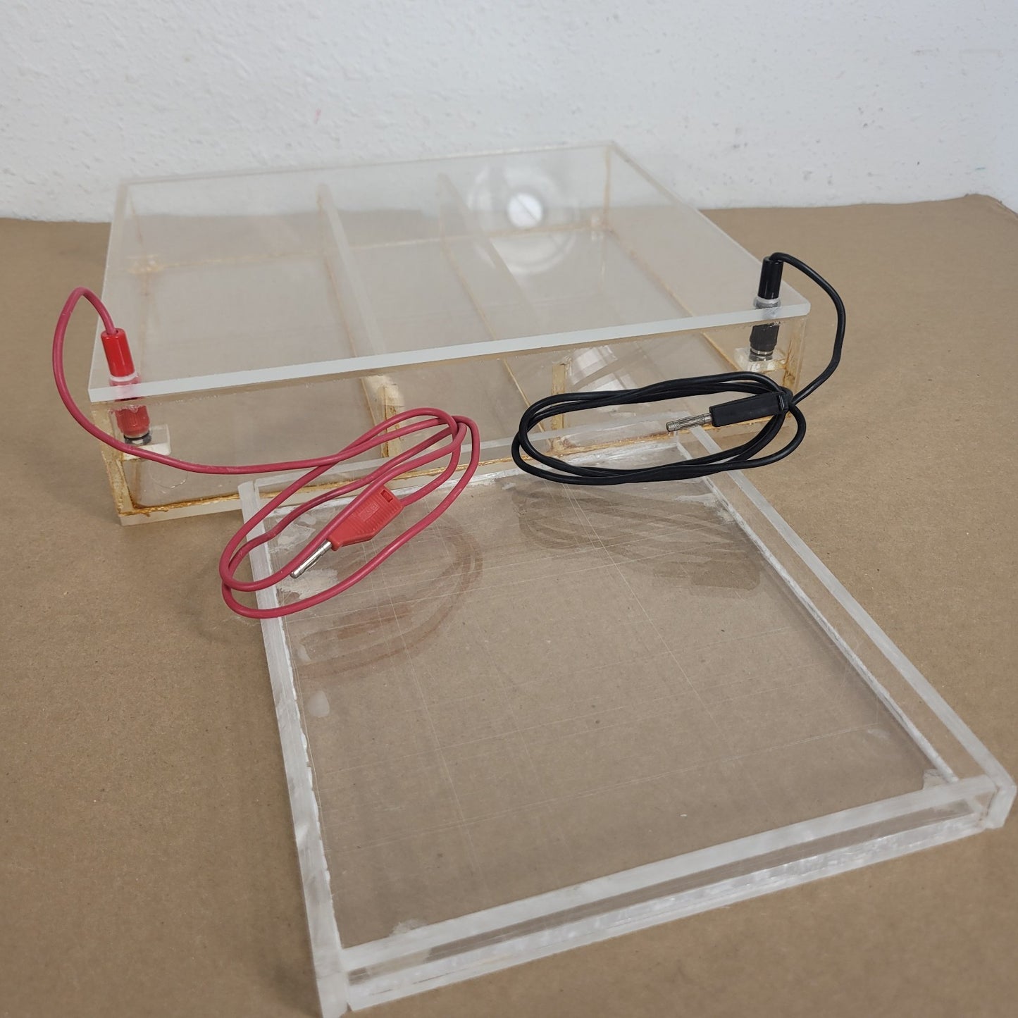 Large Acrylic Horizontal Gel Electrophoresis Chamber UVT Tray Power Leads Ellard