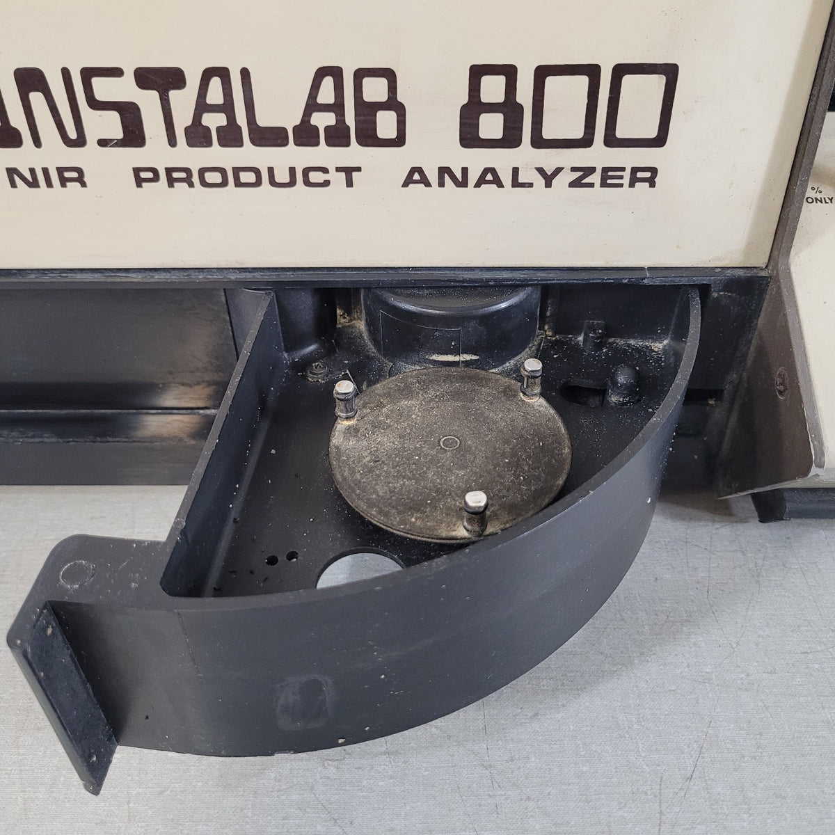 Dickey-john InstaLab 800 NIR Grain Protein Oil Moisture Analyzer Powers Up