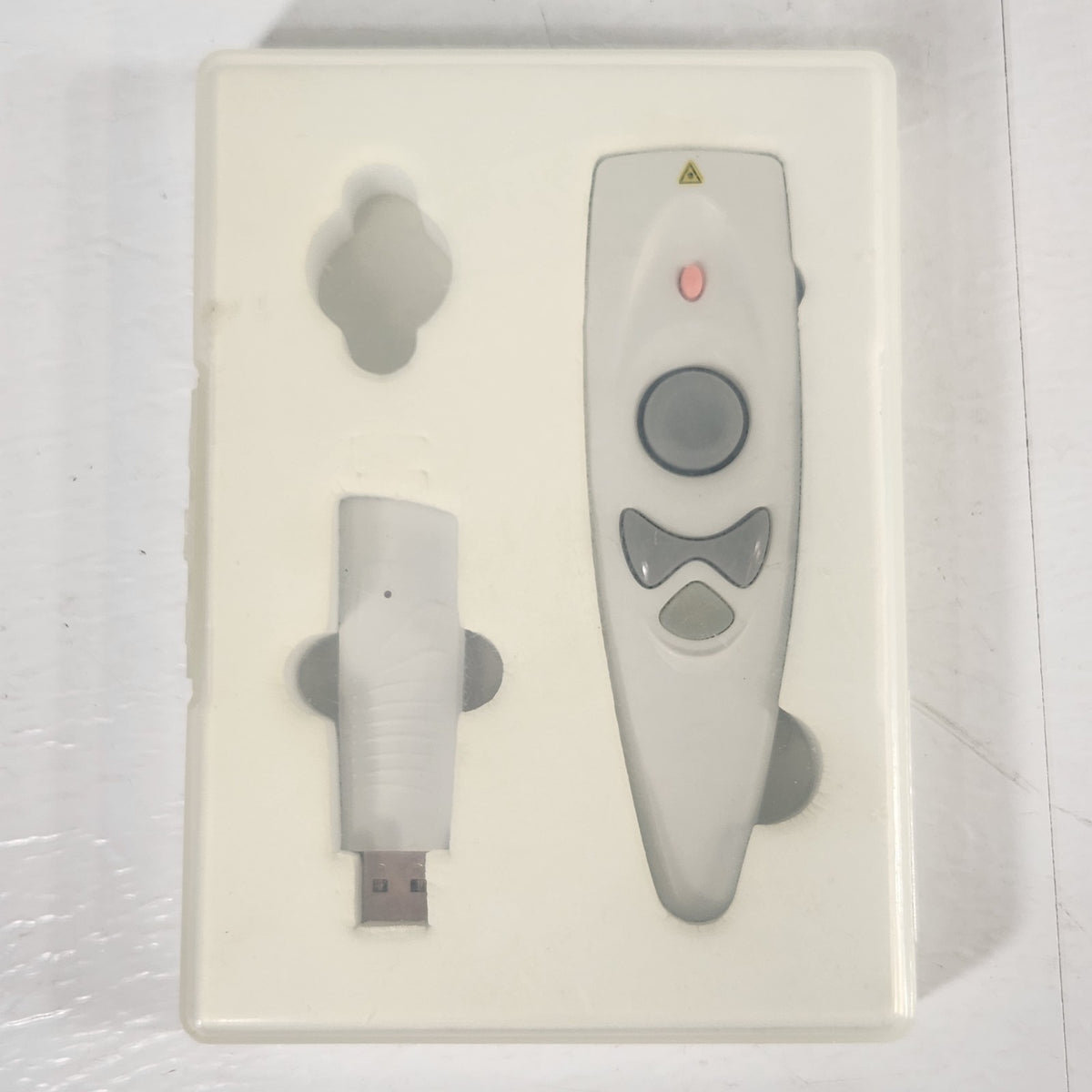 Keyspan TSAM-001 TSAR-006 Wireless Presentation Remote Laser Pointer USB Case