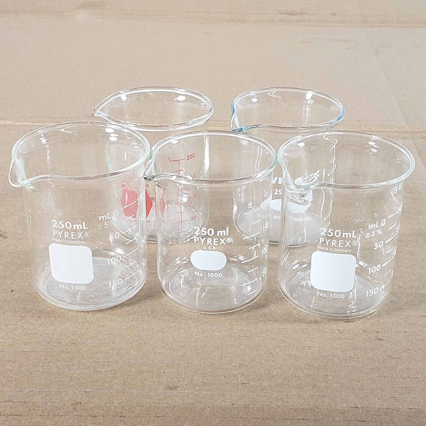 Lot Of 5 Pyrex/VWR/Kimble Kimax No. 1000-250/89000-204/14000R 250mL Beakers