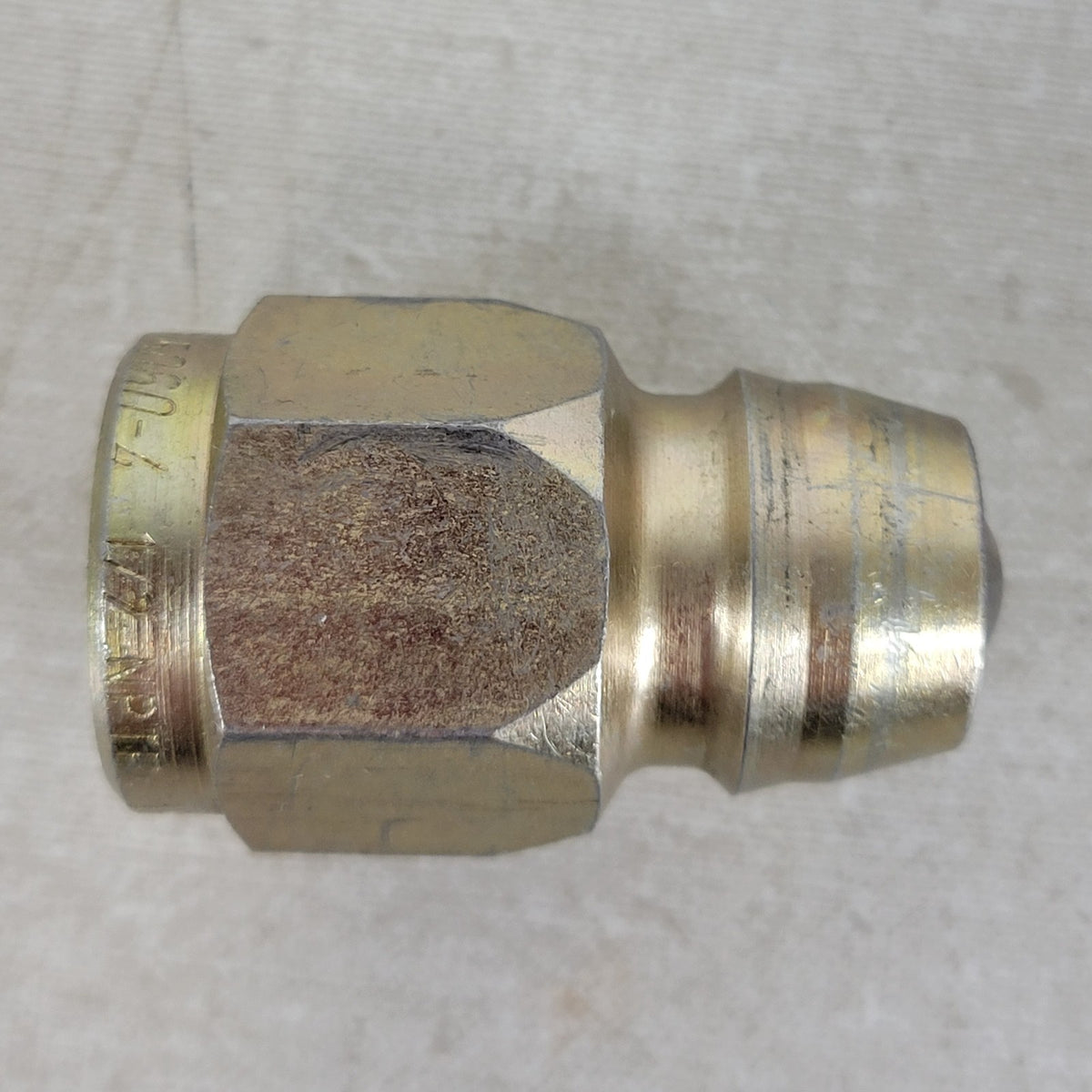 Pioneer 5060-4 1/2" NPTF John Deere Male Hydraulic Quick Coupler Tip