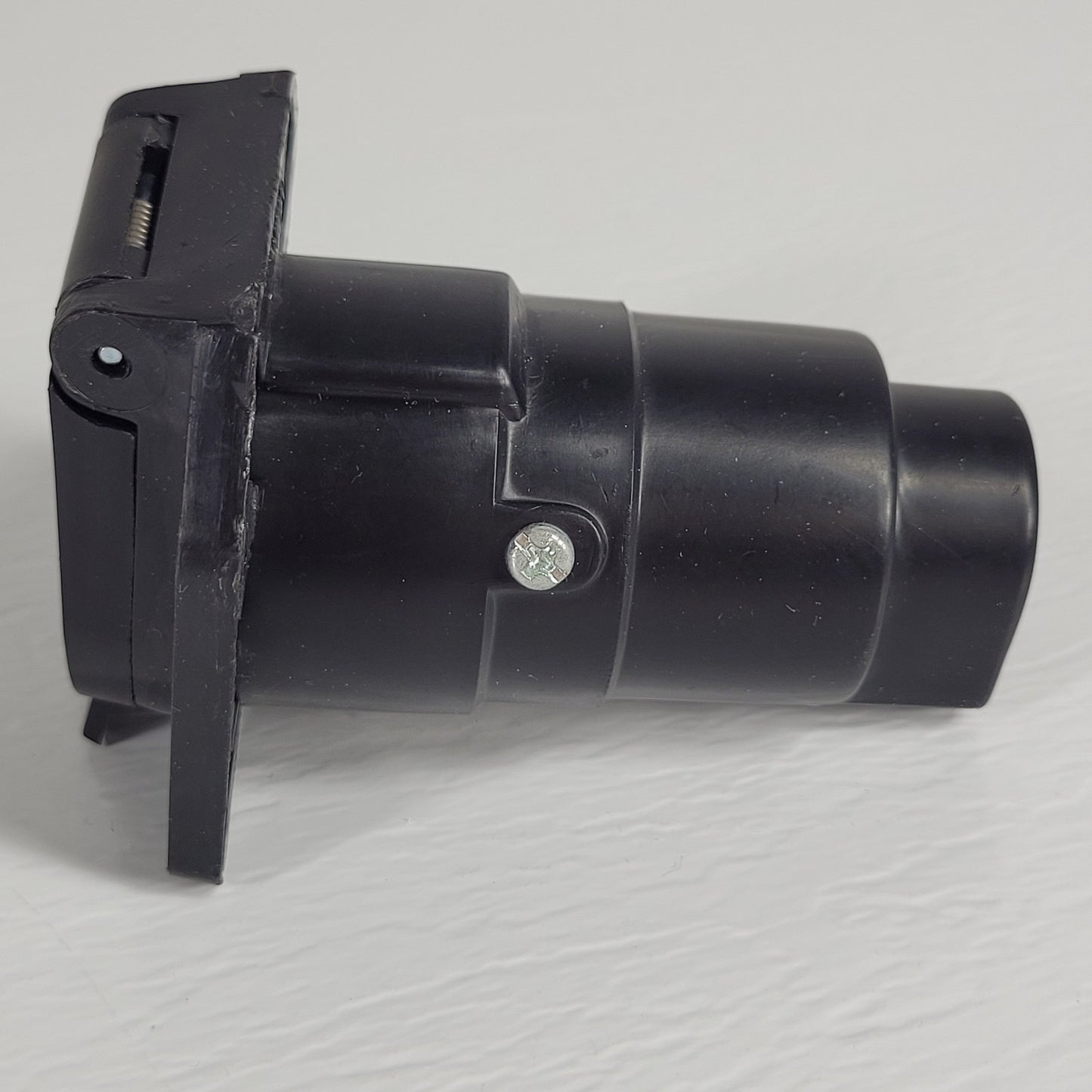 Pollak 12-907 9-Way RV Trailer Connector Socket 6-24V Black Nylon Vehicle End