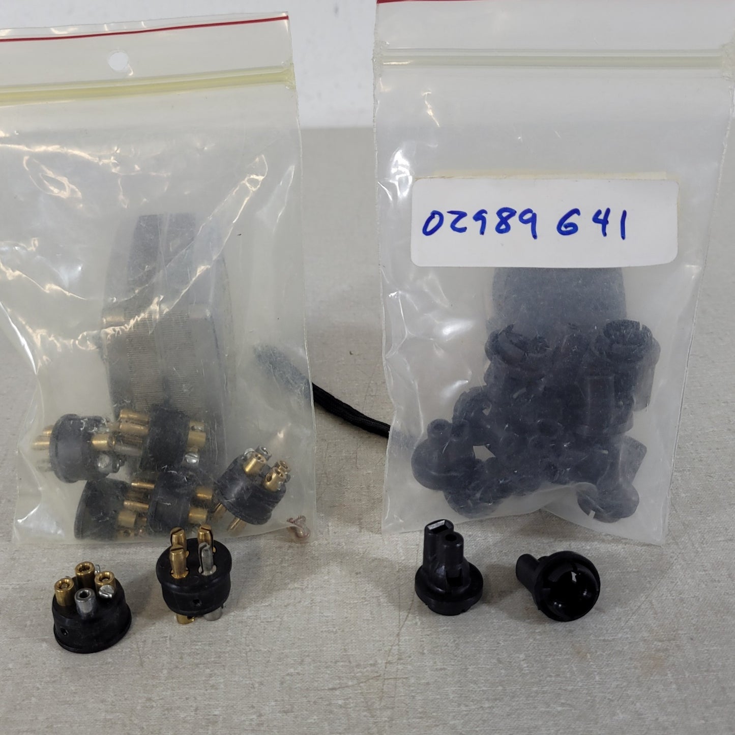 Large Mixed Lot Molex Electronic Connector Housings Plugs Terminals & Sockets