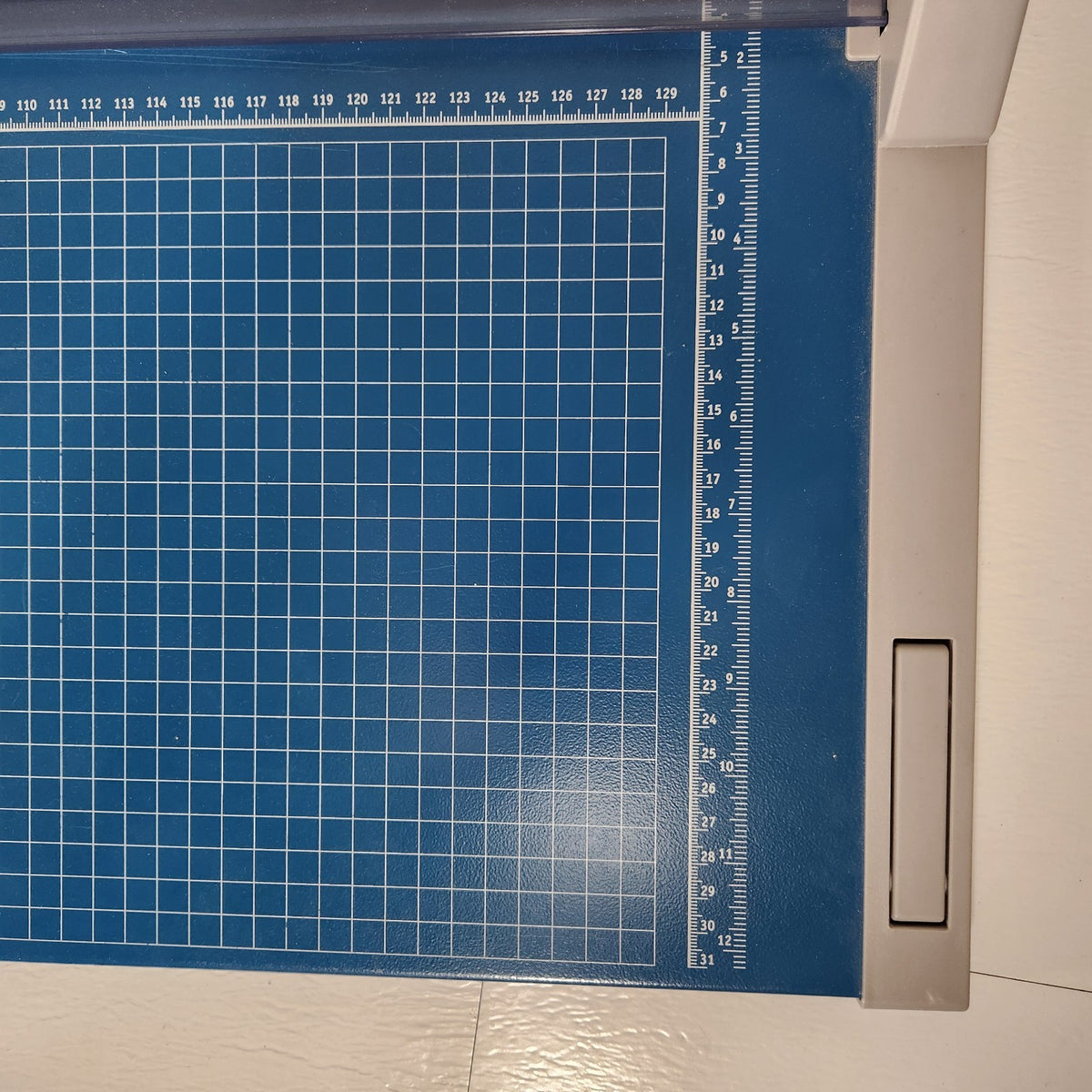 Dahle 558 Professional 51" Rotary Paper Trimmer Cutter Large Format