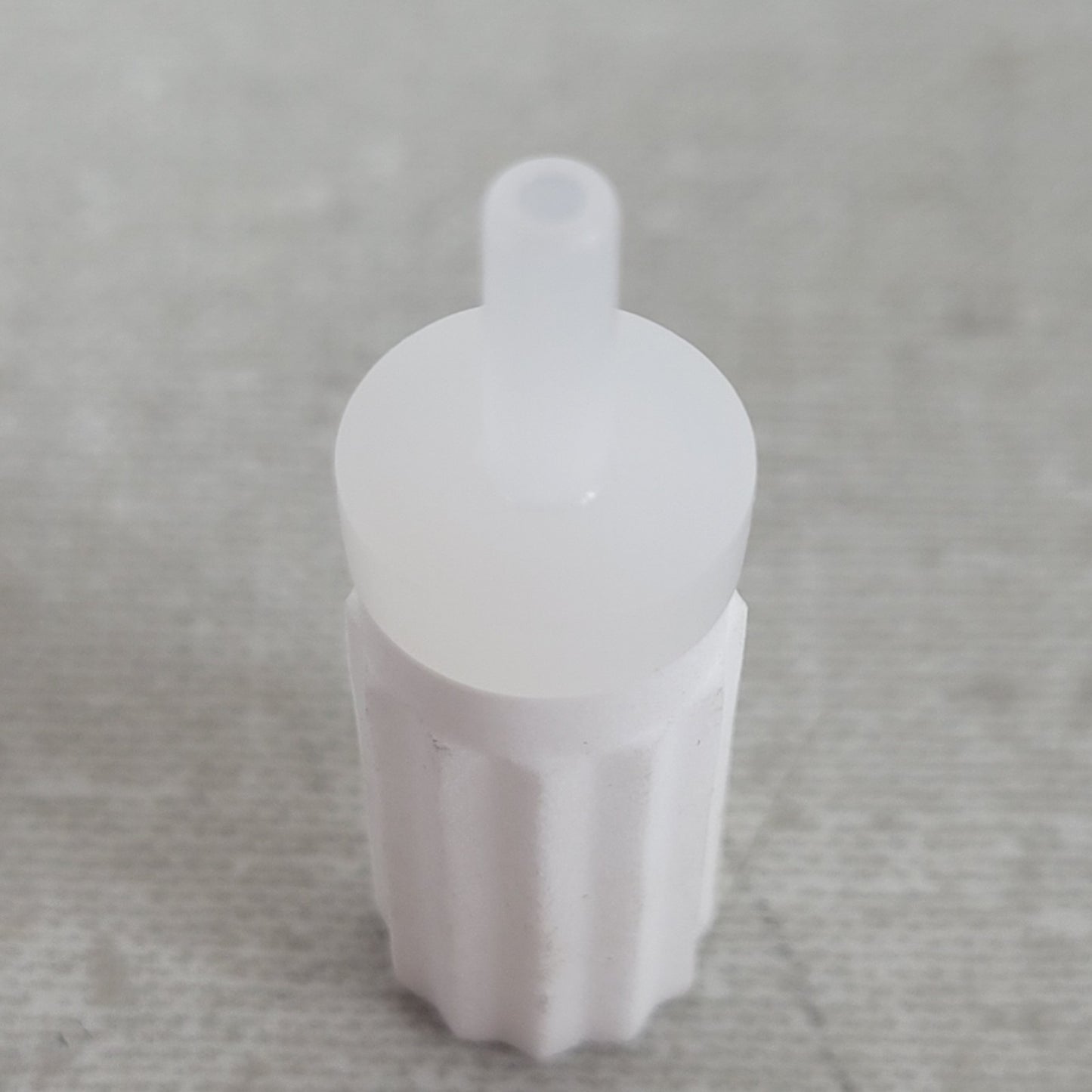 Waters WAT007272 HPLC Helium Sparge Diffuser Solvent Filter Assembly
