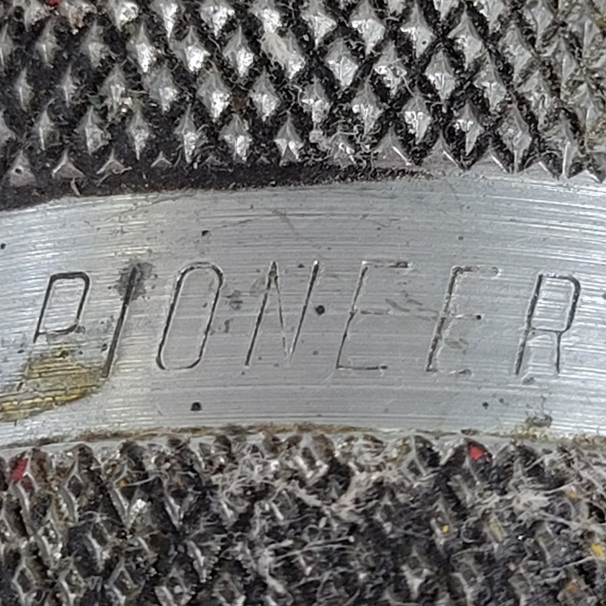 Pioneer 4075-4 1/2" Hydraulic Coupler Adapter IH Old Style to Pioneer ISO